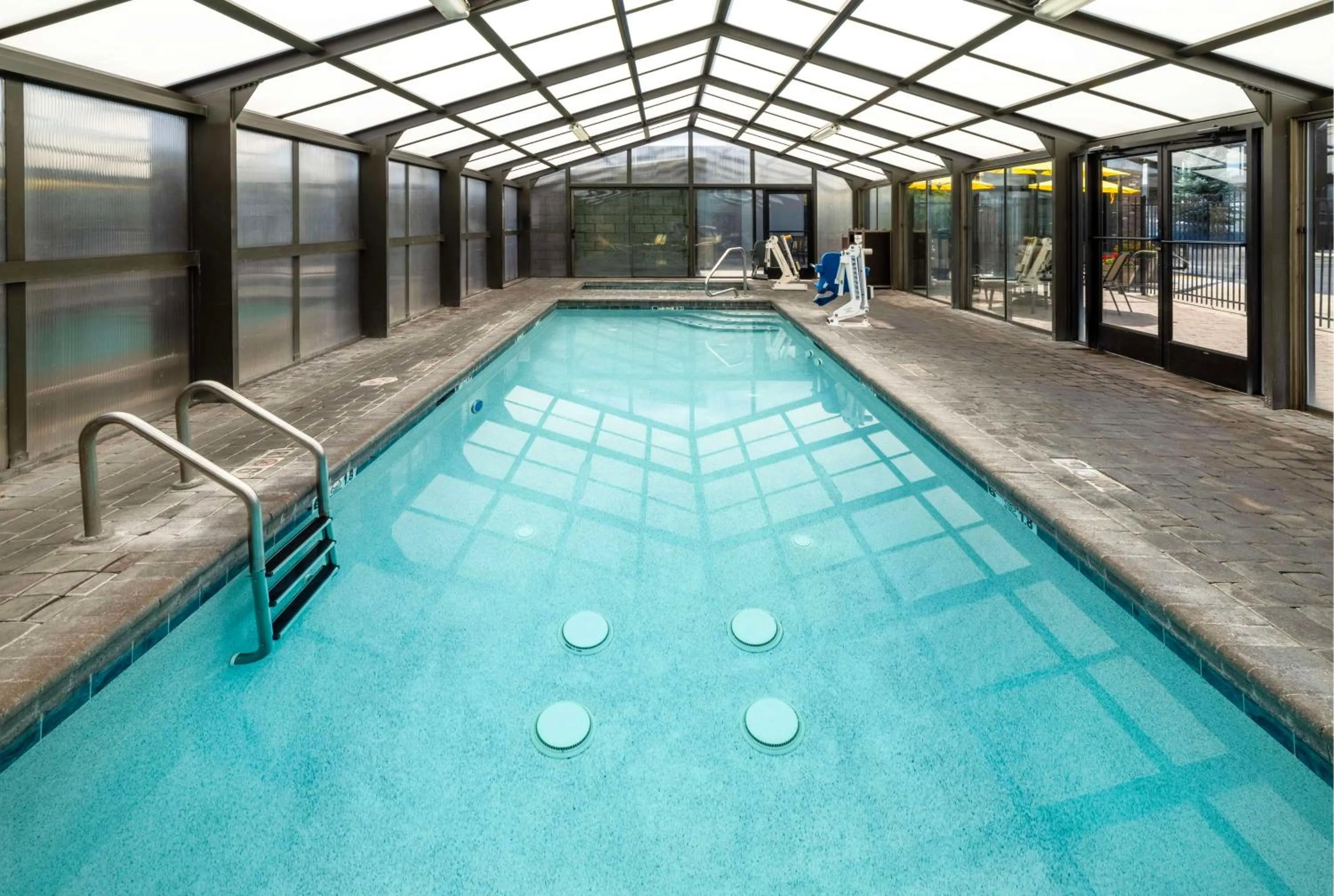 Pool view in Best Western Pony Soldier Inn & Suites