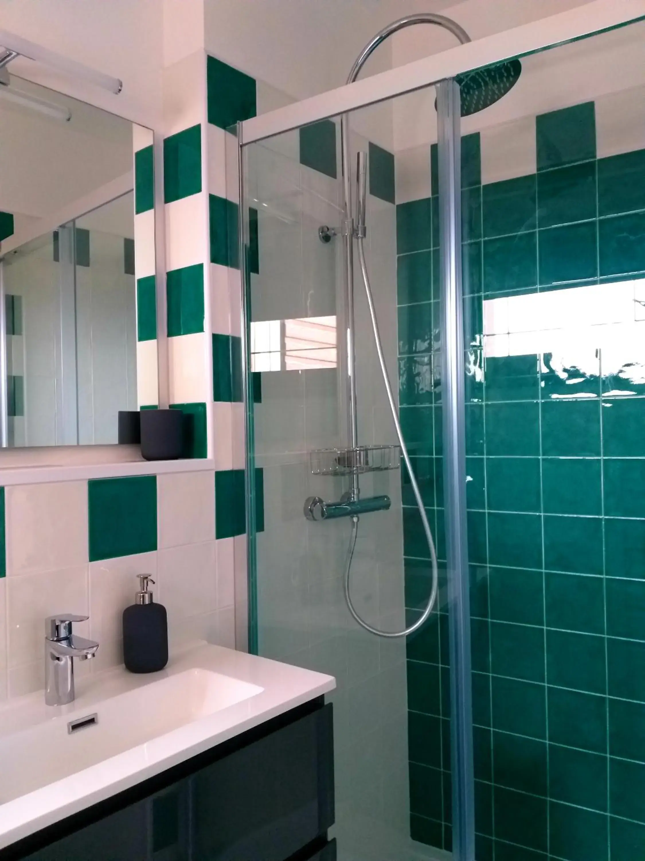 Superior Double Room - single occupancy in Green Rose Superior Double Room - single occupancy in Green Rose