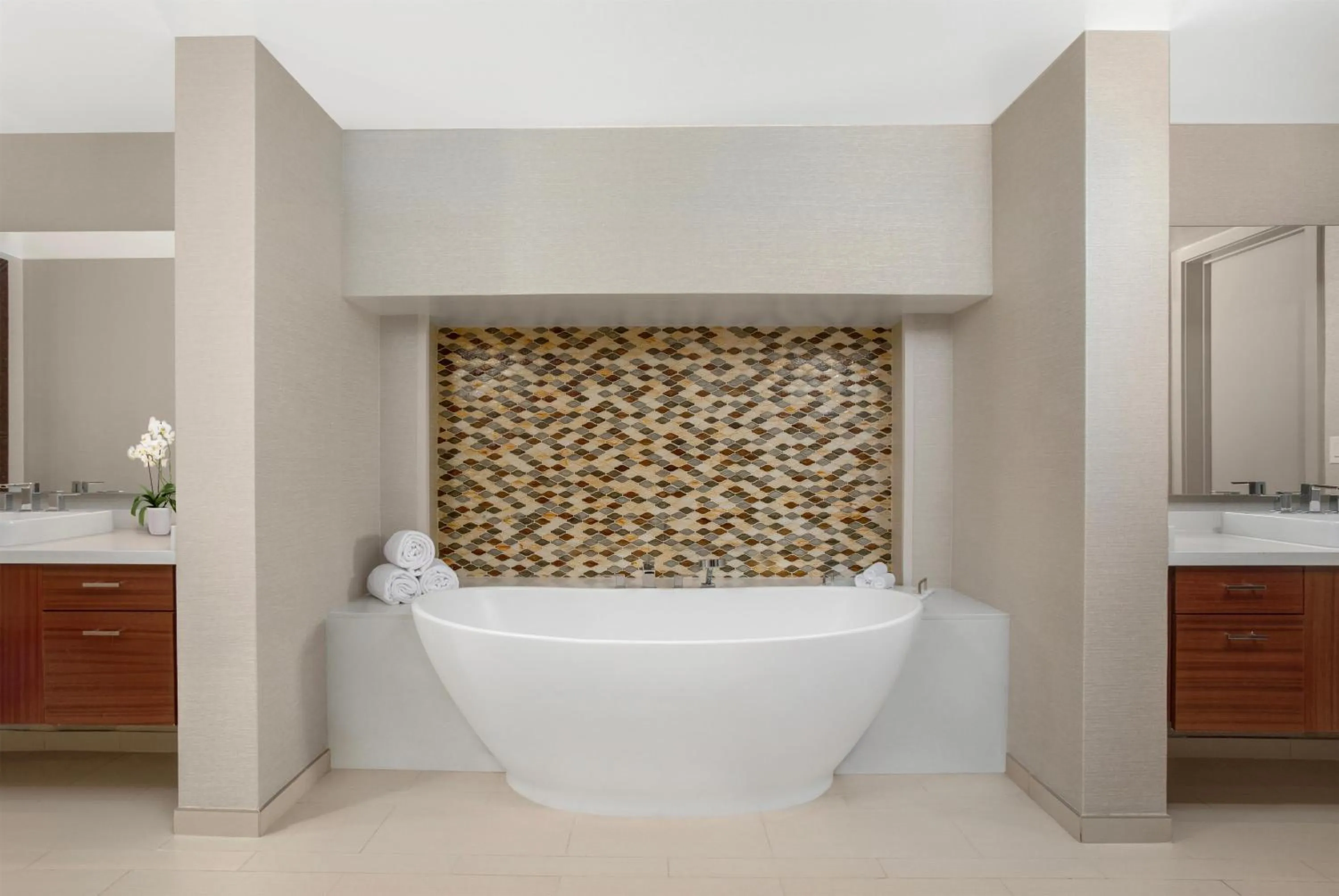 Photo of the whole room in Hyatt Regency Maui Resort & Spa