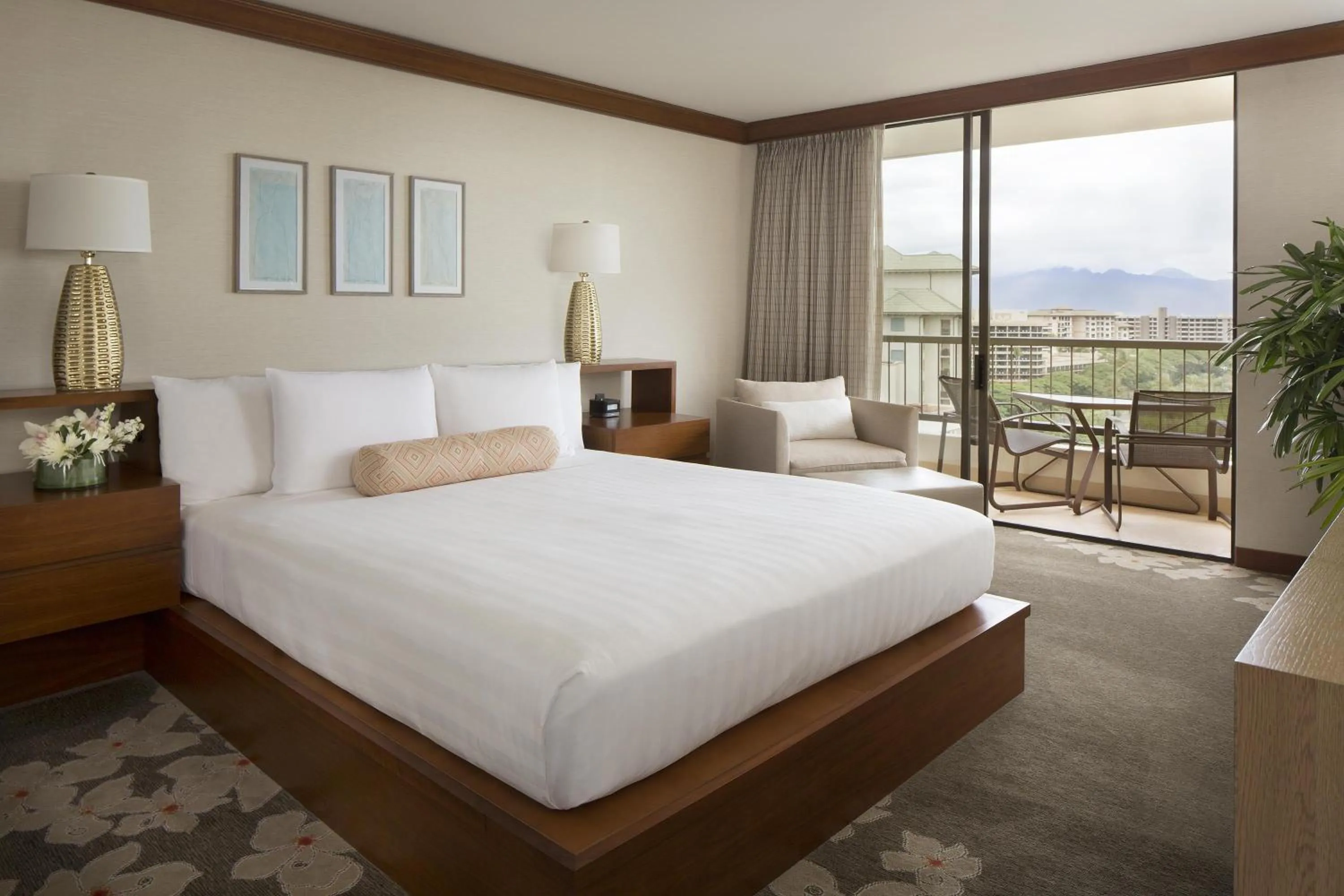 Photo of the whole room, Bed in Hyatt Regency Maui Resort & Spa