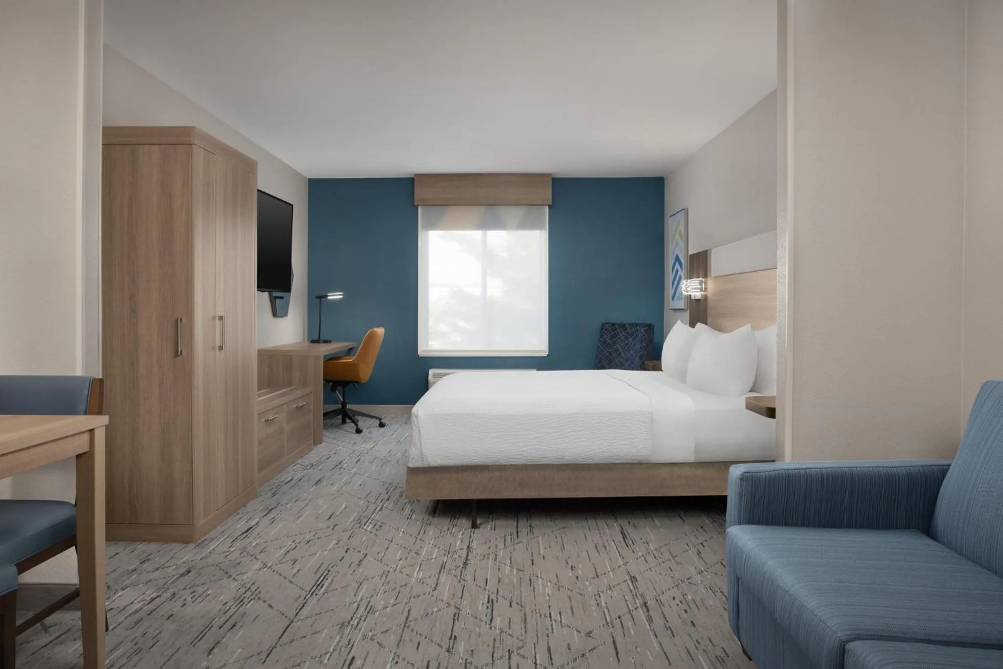 Photo of the whole room, Bed in Holiday Inn Express & Suites by IHG Chambersburg by IHG