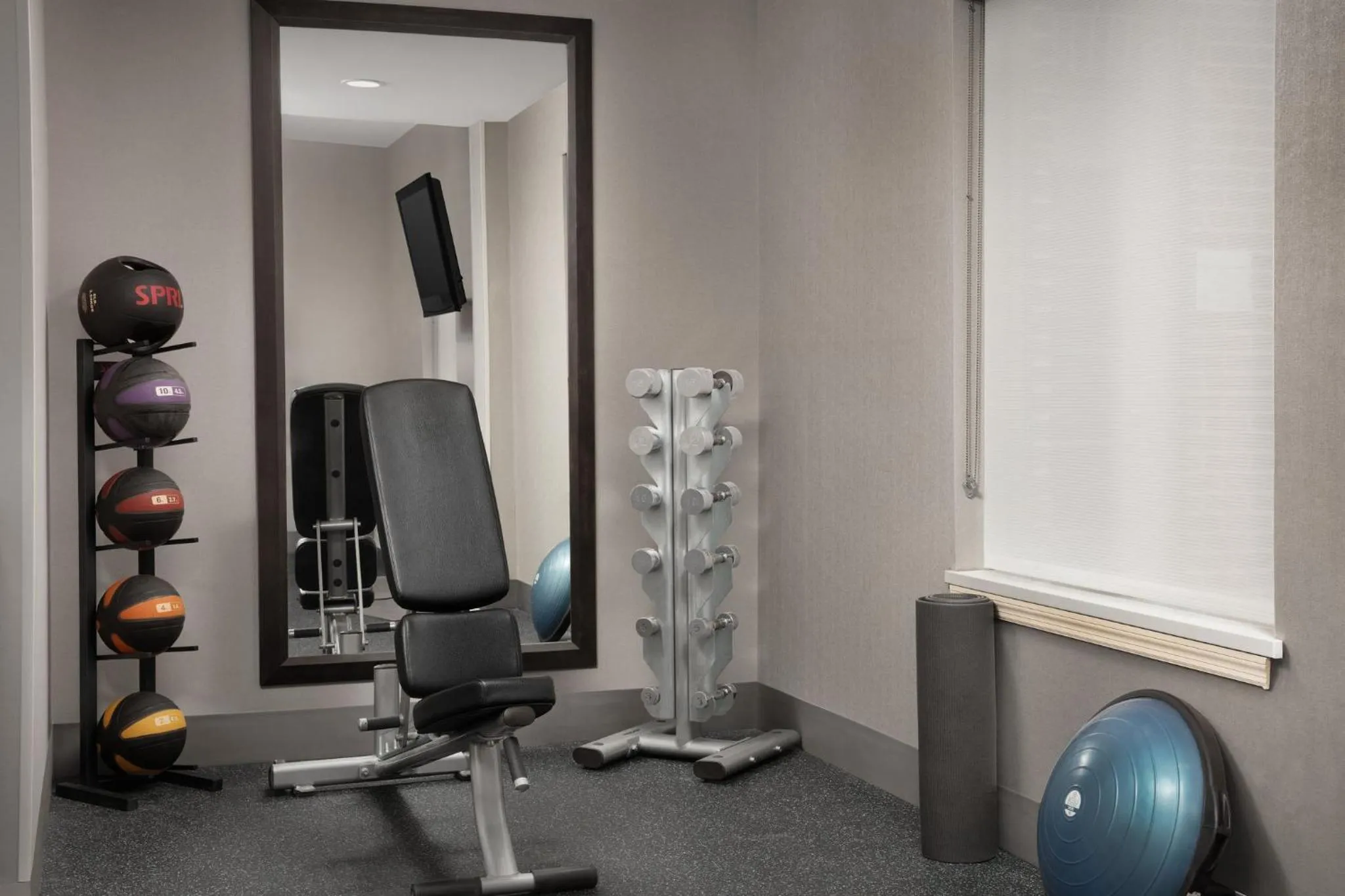 Fitness centre/facilities in Holiday Inn Express & Suites by IHG Chambersburg by IHG