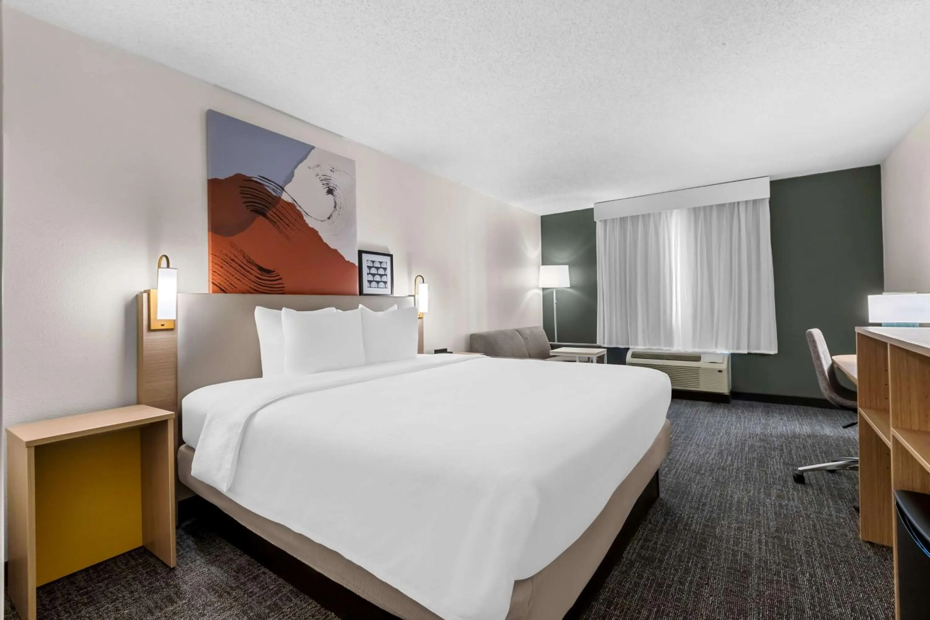 Bed in Spark By Hilton Bensalem Philadelphia