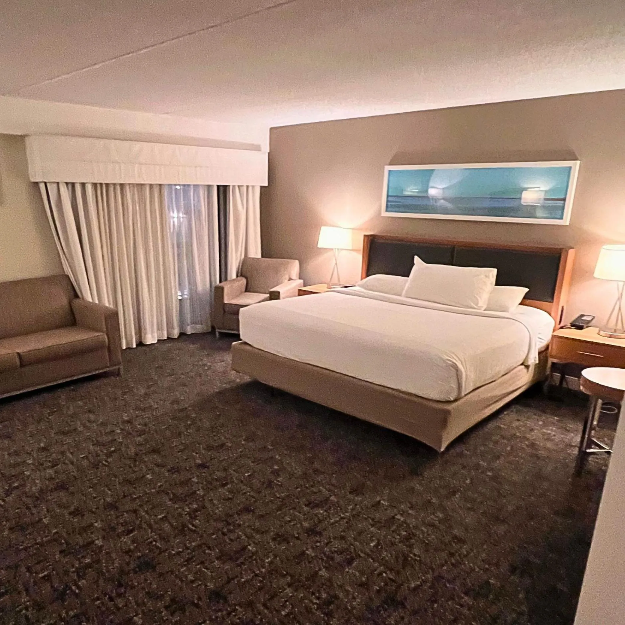 Guests, Bed in enVision Hotel & Conference Center Mansfield-Foxboro
