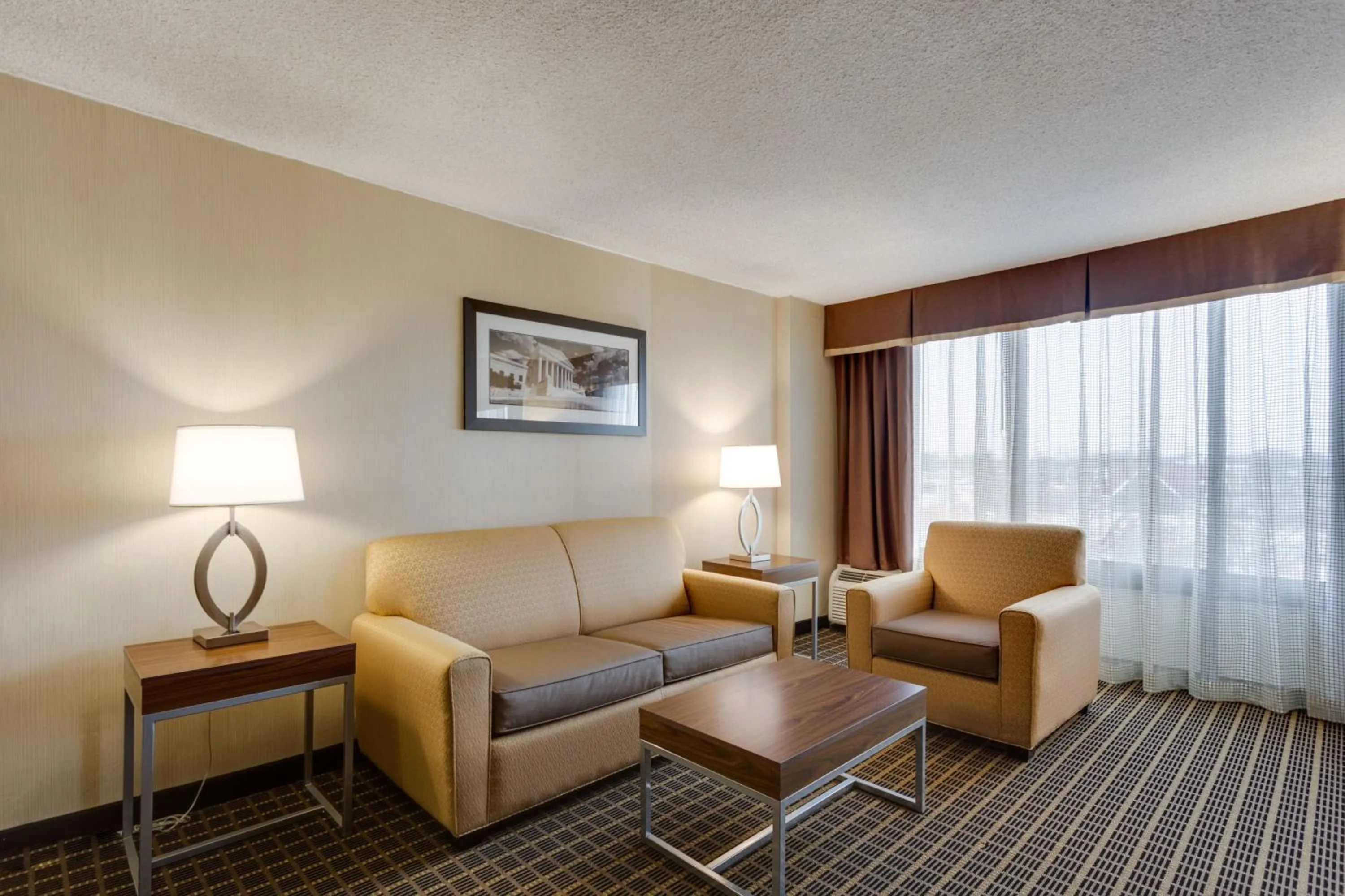 Living room in Holiday Inn Express Washington DC SW - Springfield by IHG