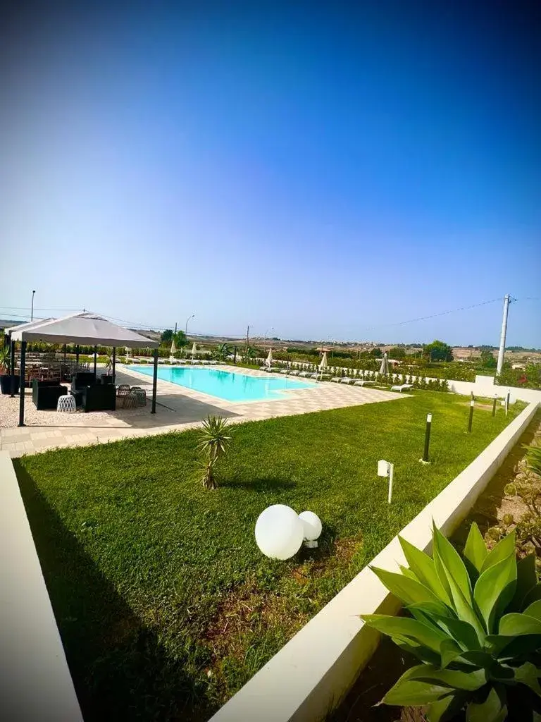 Swimming pool in Villa Giadel