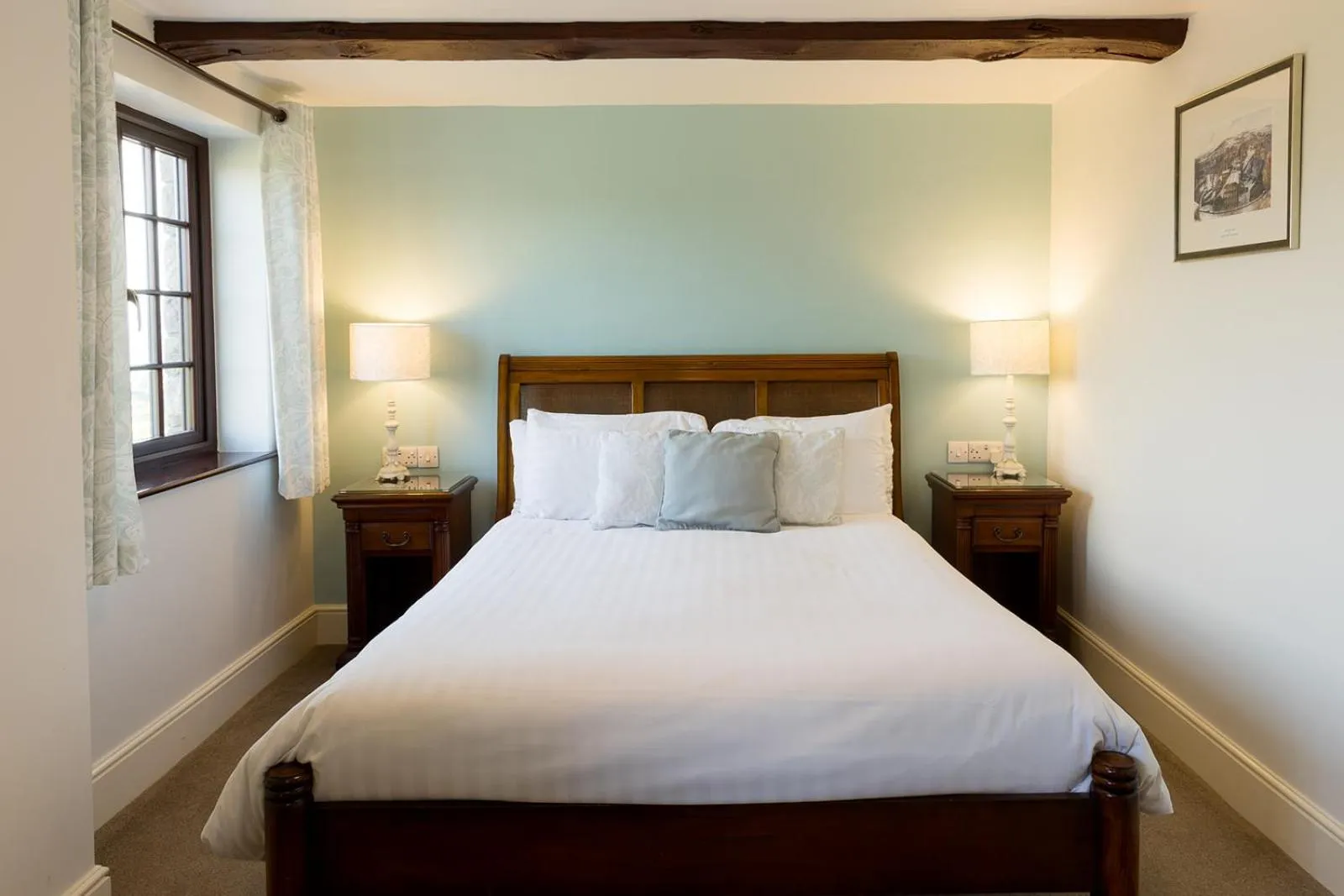 Bed in Pack Horse Inn - New Mills