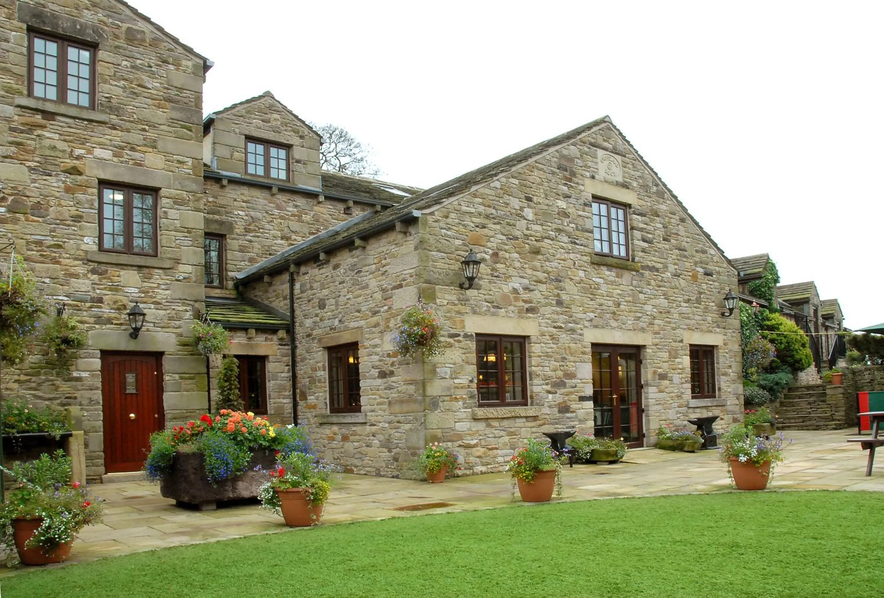 Property building in Pack Horse Inn - New Mills