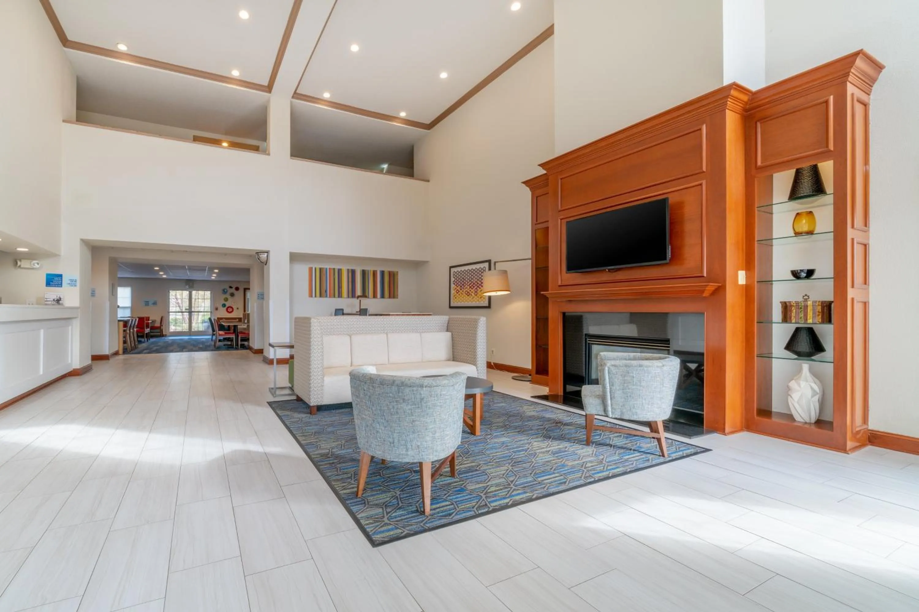 Property building in Holiday Inn Express Prince Frederick by IHG