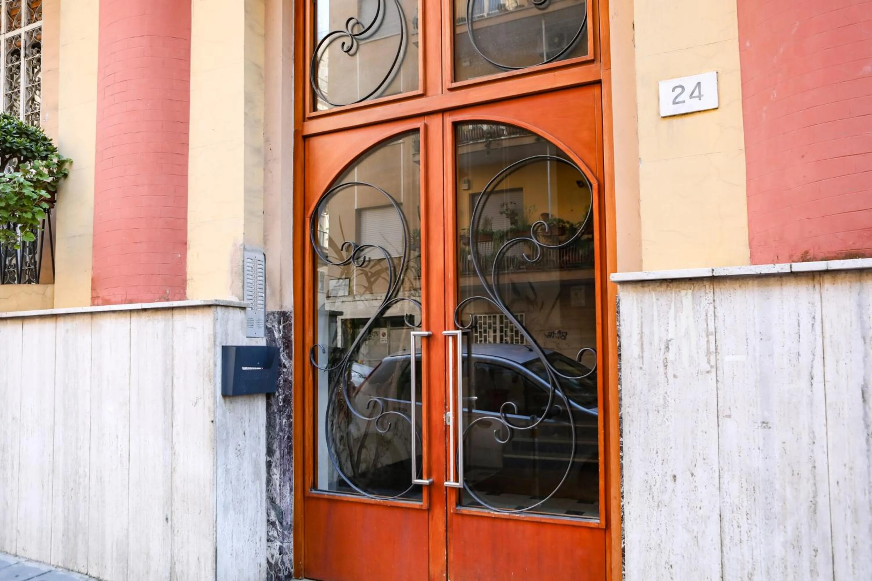 Property building in Materdays 24