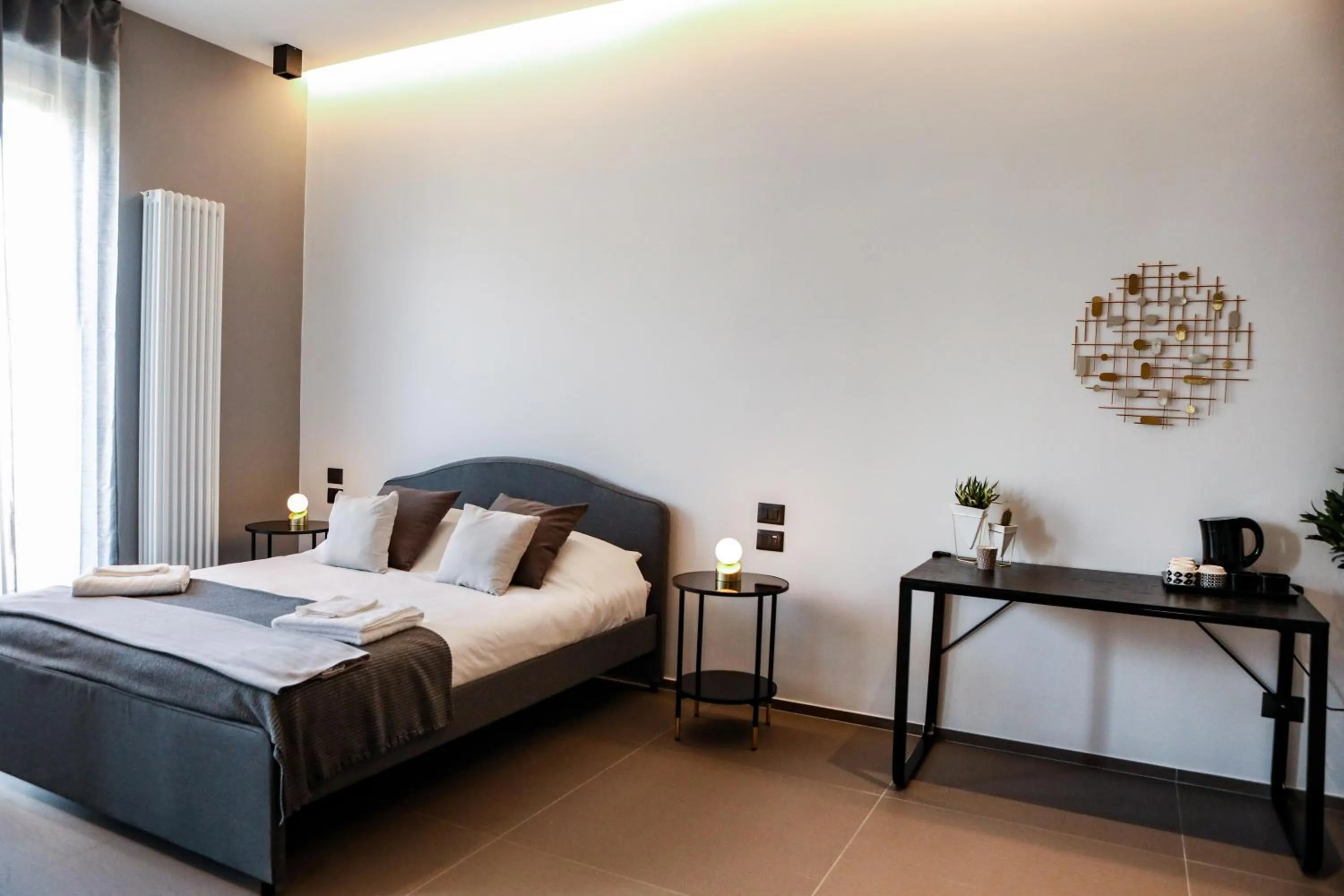 Bedroom, Bed in Materdays 24