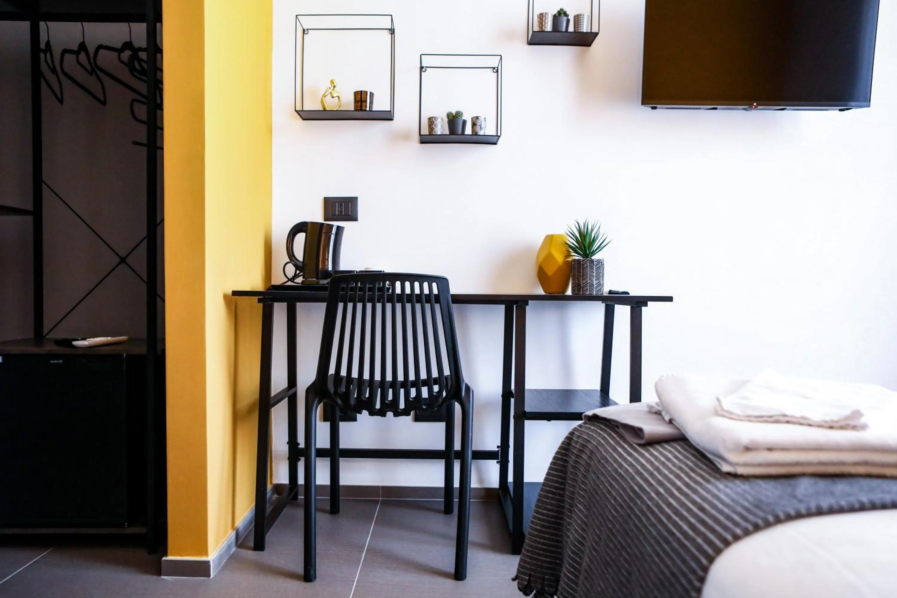 Decorative detail, Bed in Materdays 24