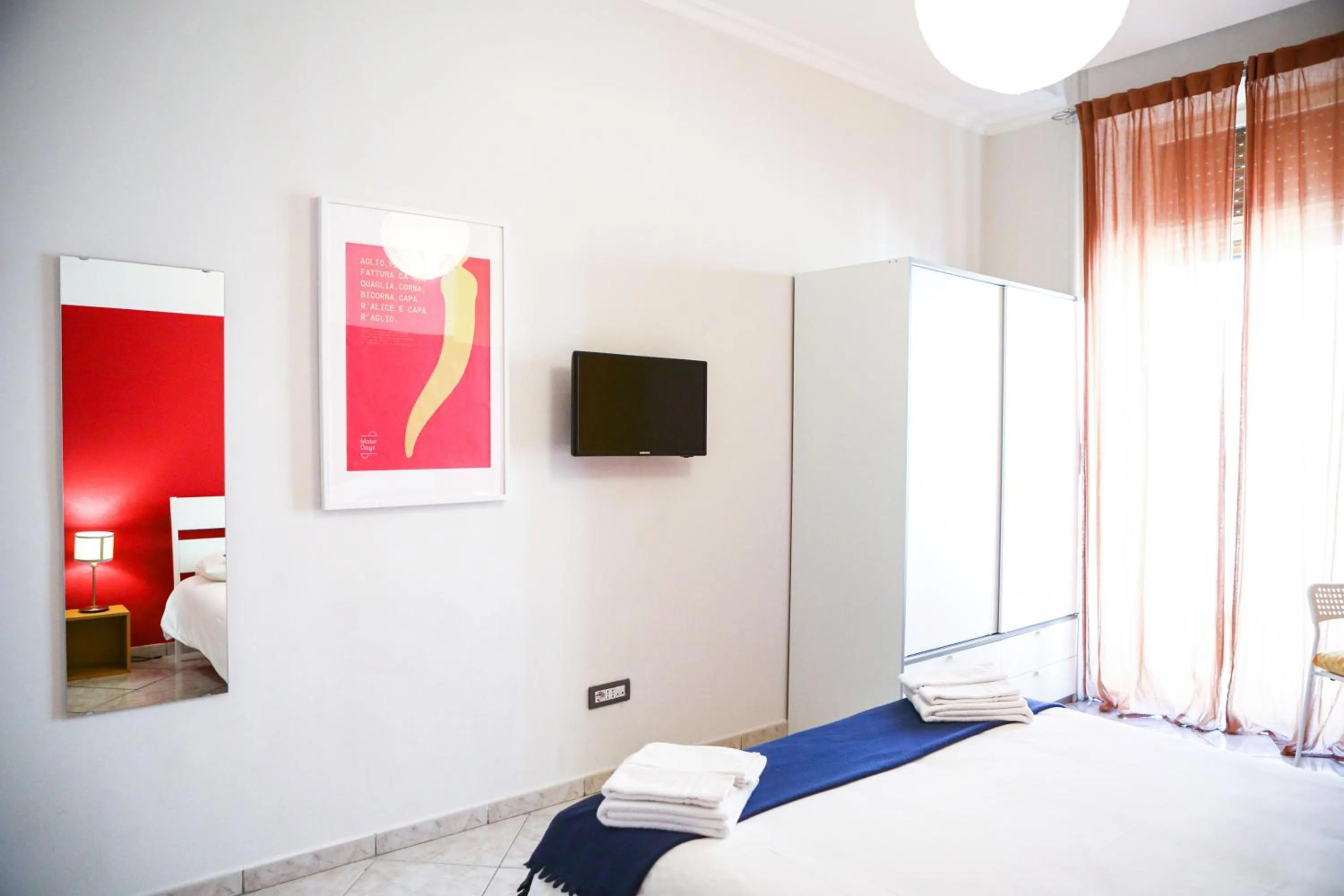 Photo of the whole room, Bed in Materdays 24