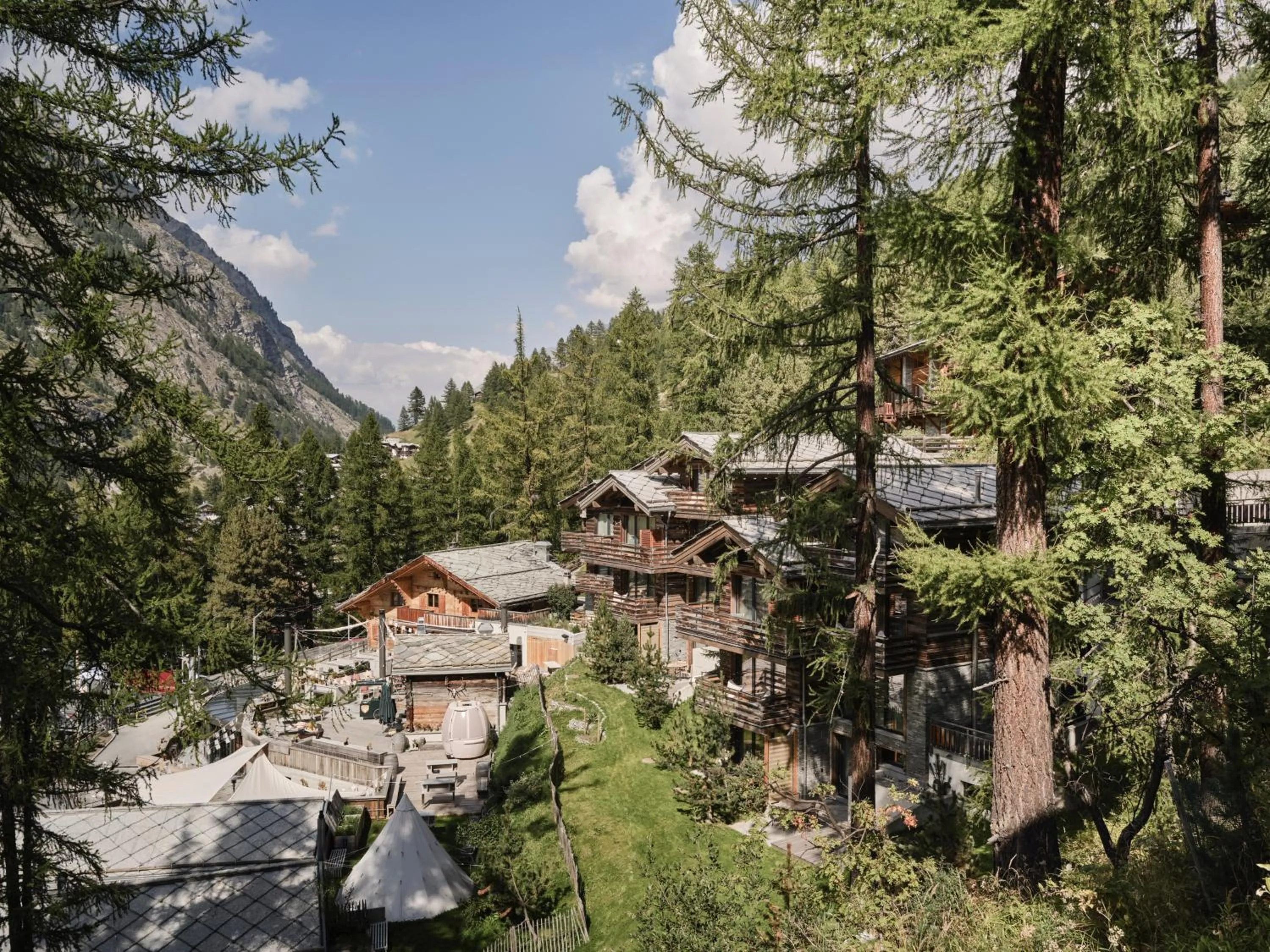 Property building in CERVO Mountain Resort