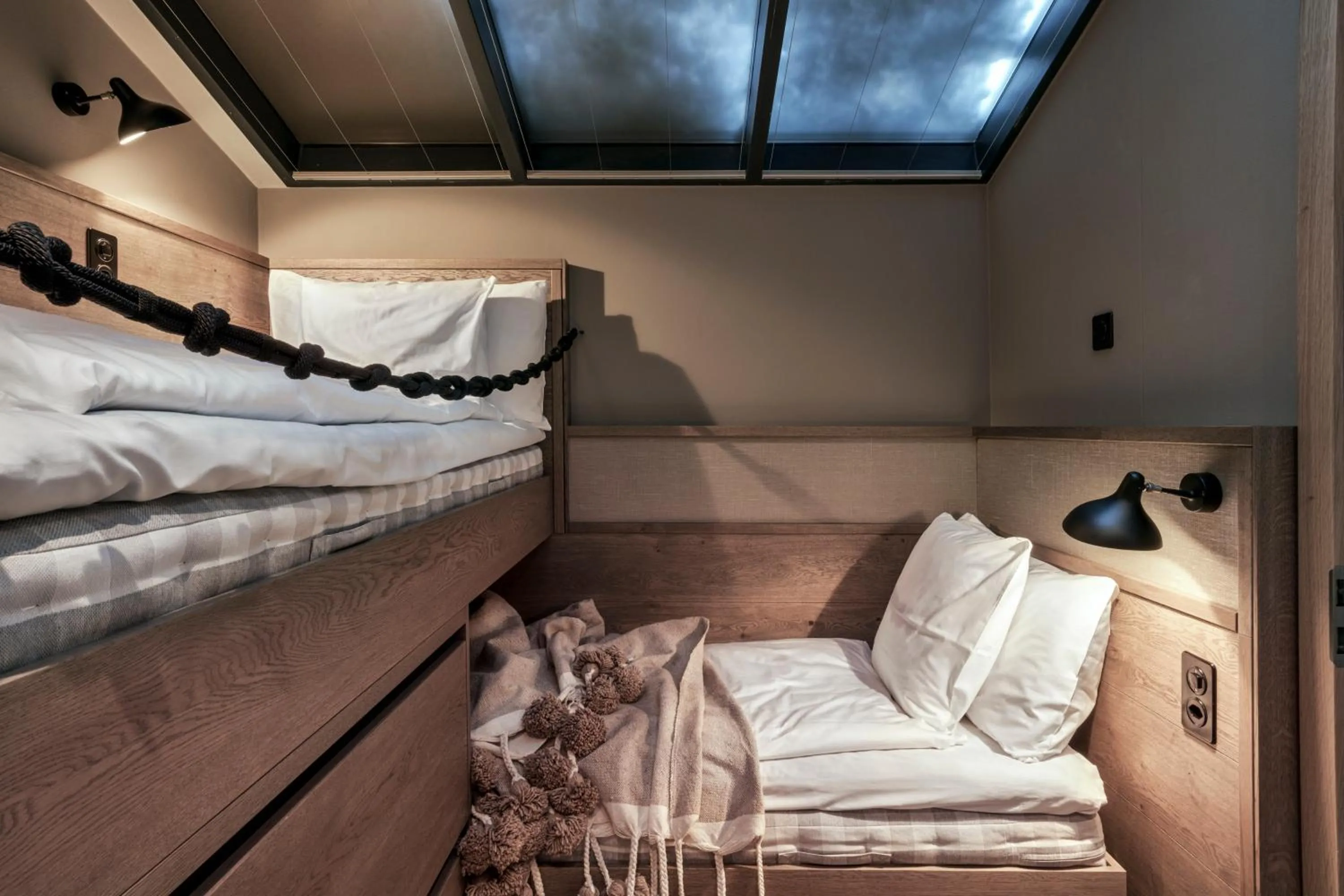 bunk bed, Bed in CERVO Mountain Resort