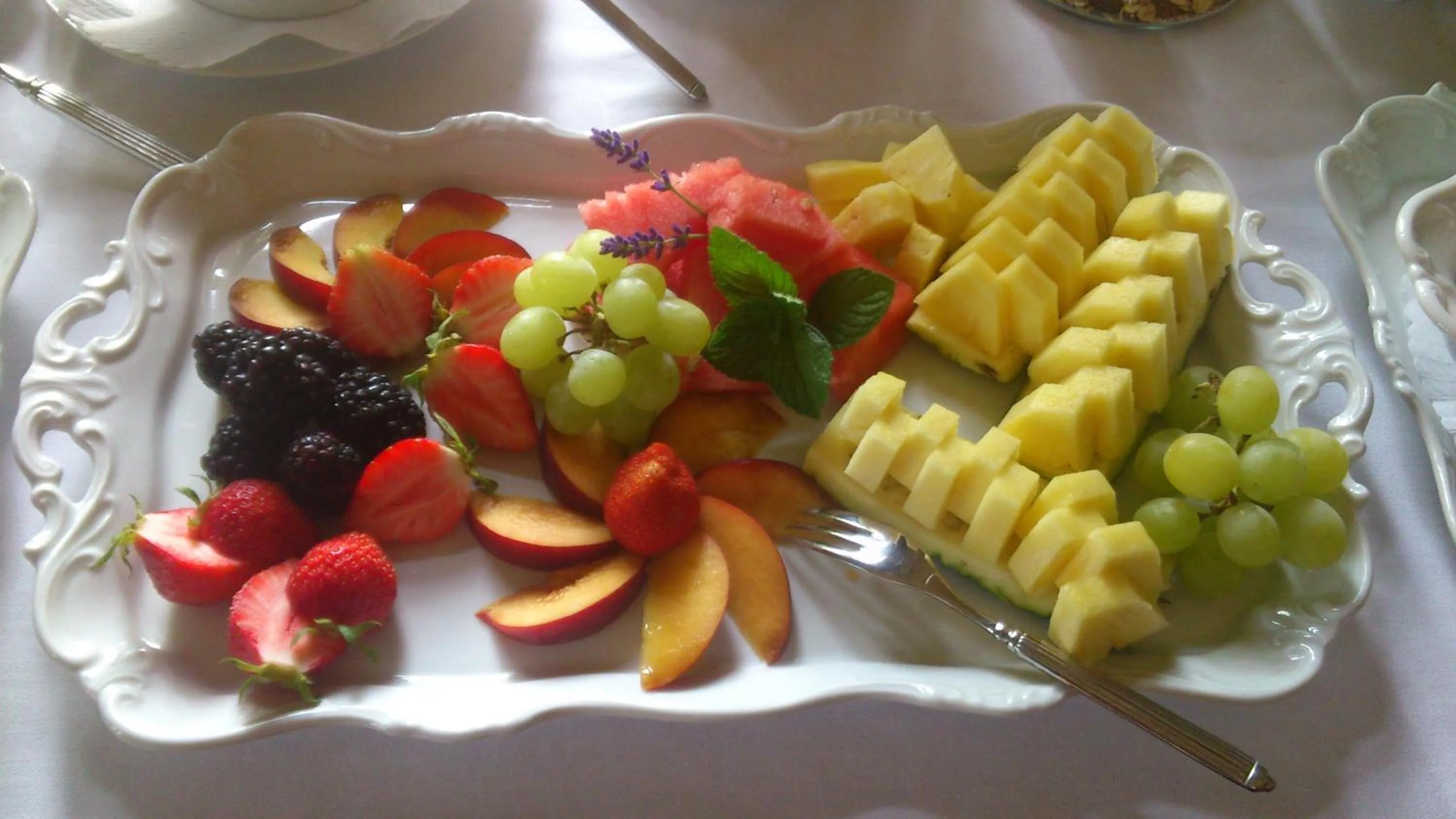 Buffet breakfast in Villa Vier Jahreszeiten