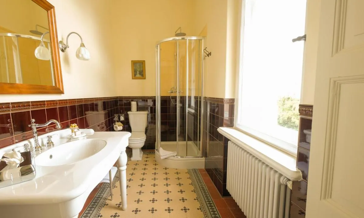 Bathroom in Villa Vier Jahreszeiten