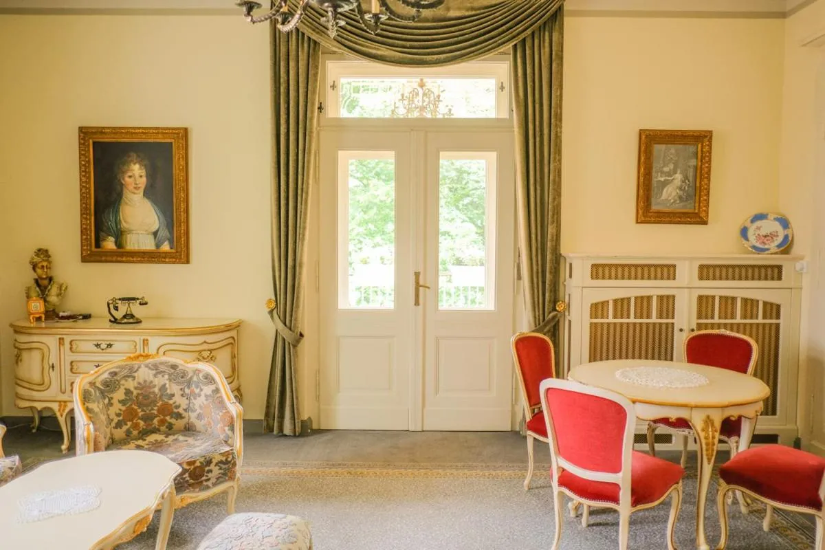 Villa Vier Jahreszeiten