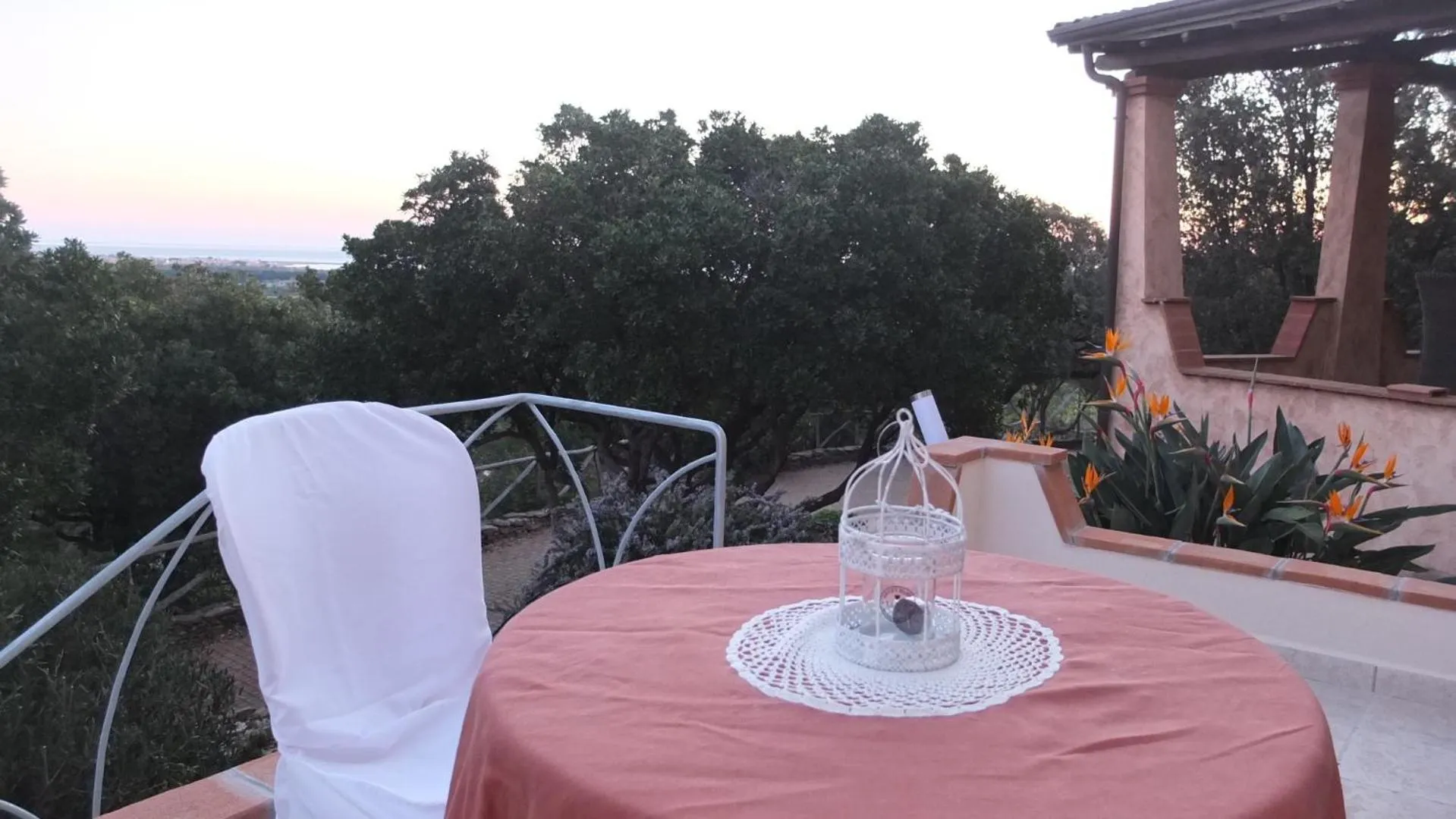 Balcony/Terrace in Suite cucinino, bagno, ingresso indipendente in" Villa VìVì"