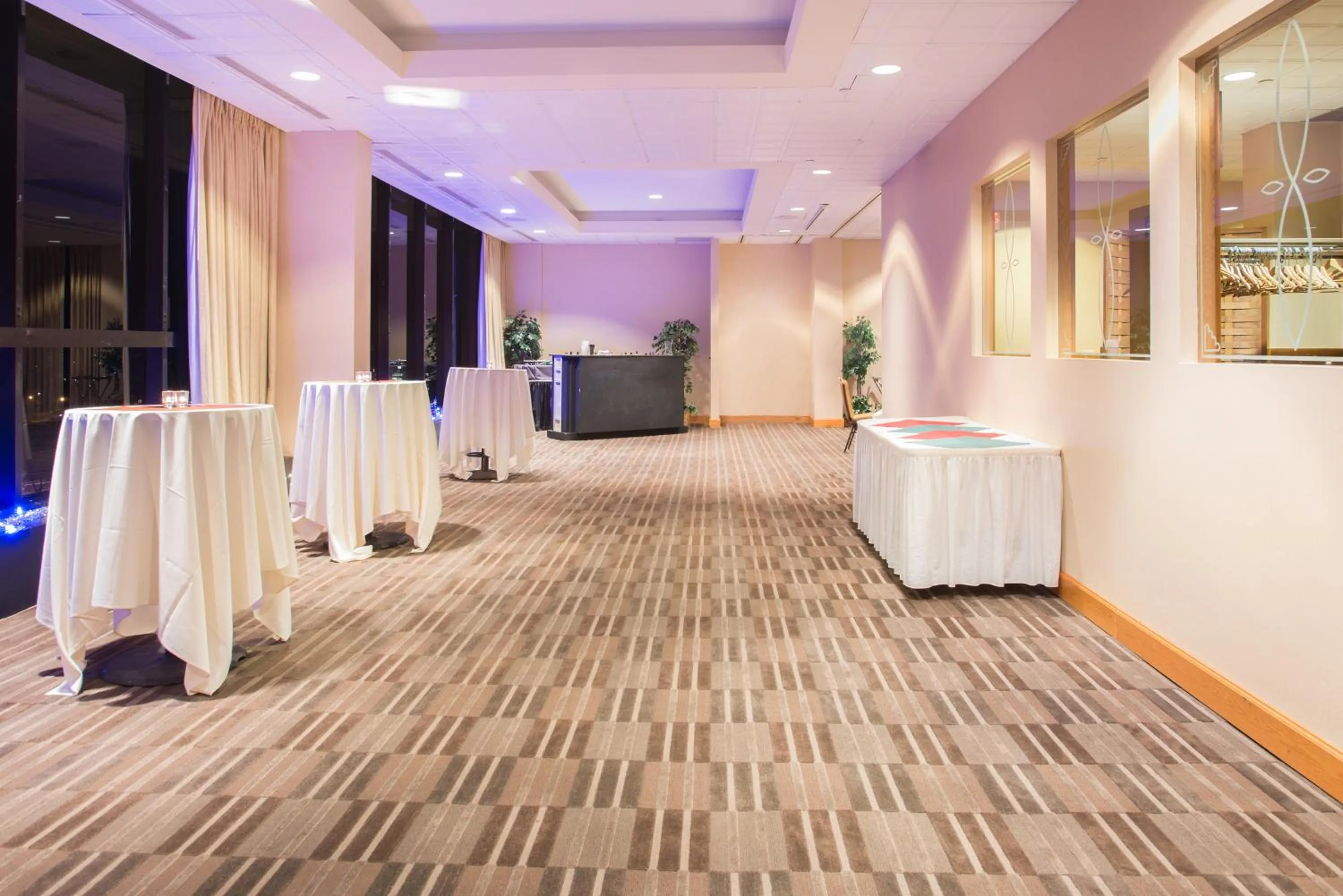 Meeting/conference room in Holiday Inn & Suites Pittsfield-Berkshires by IHG