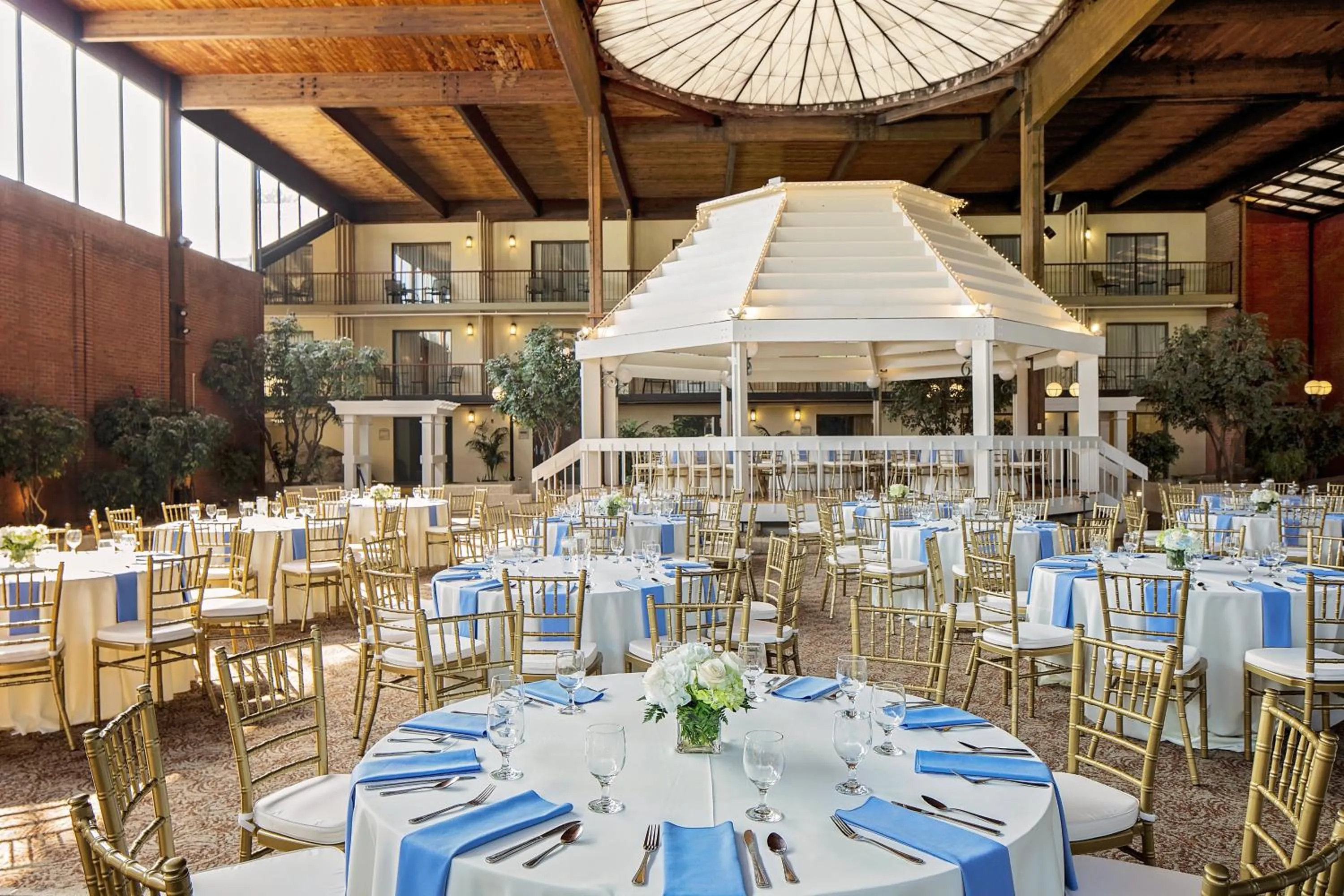 Banquet/Function facilities in Boxboro Regency