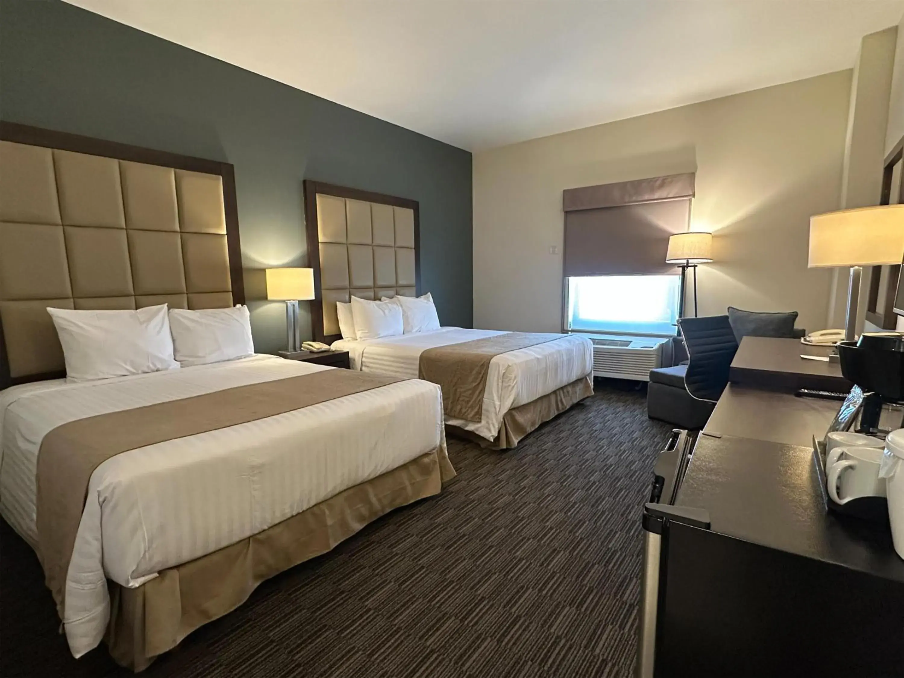 Bedroom, Bed in Best Western Plus Chihuahua Juventud Bedroom, Bed in Best Western Plus Chihuahua Juventud