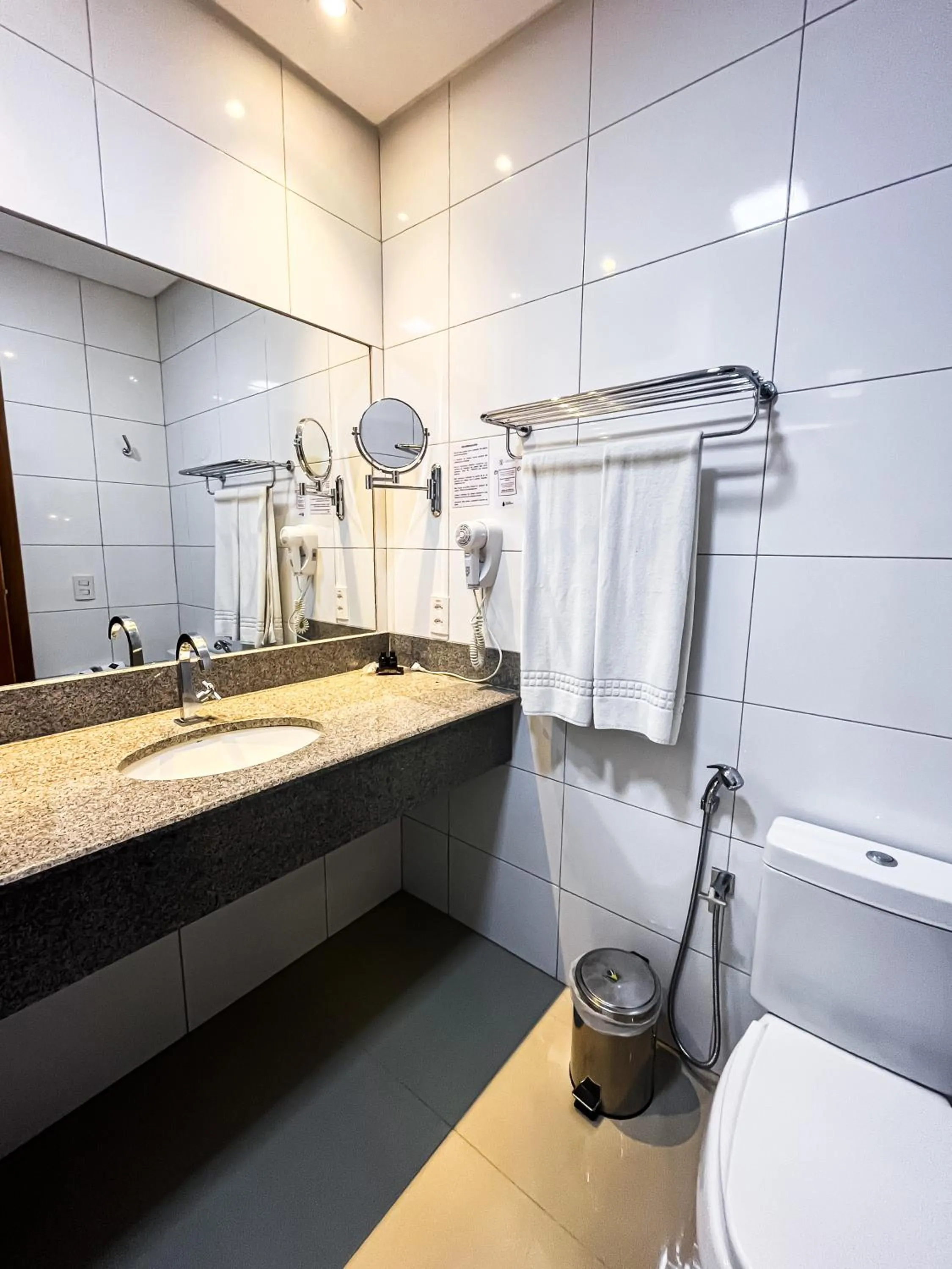 Toilet in Liguori Hotel