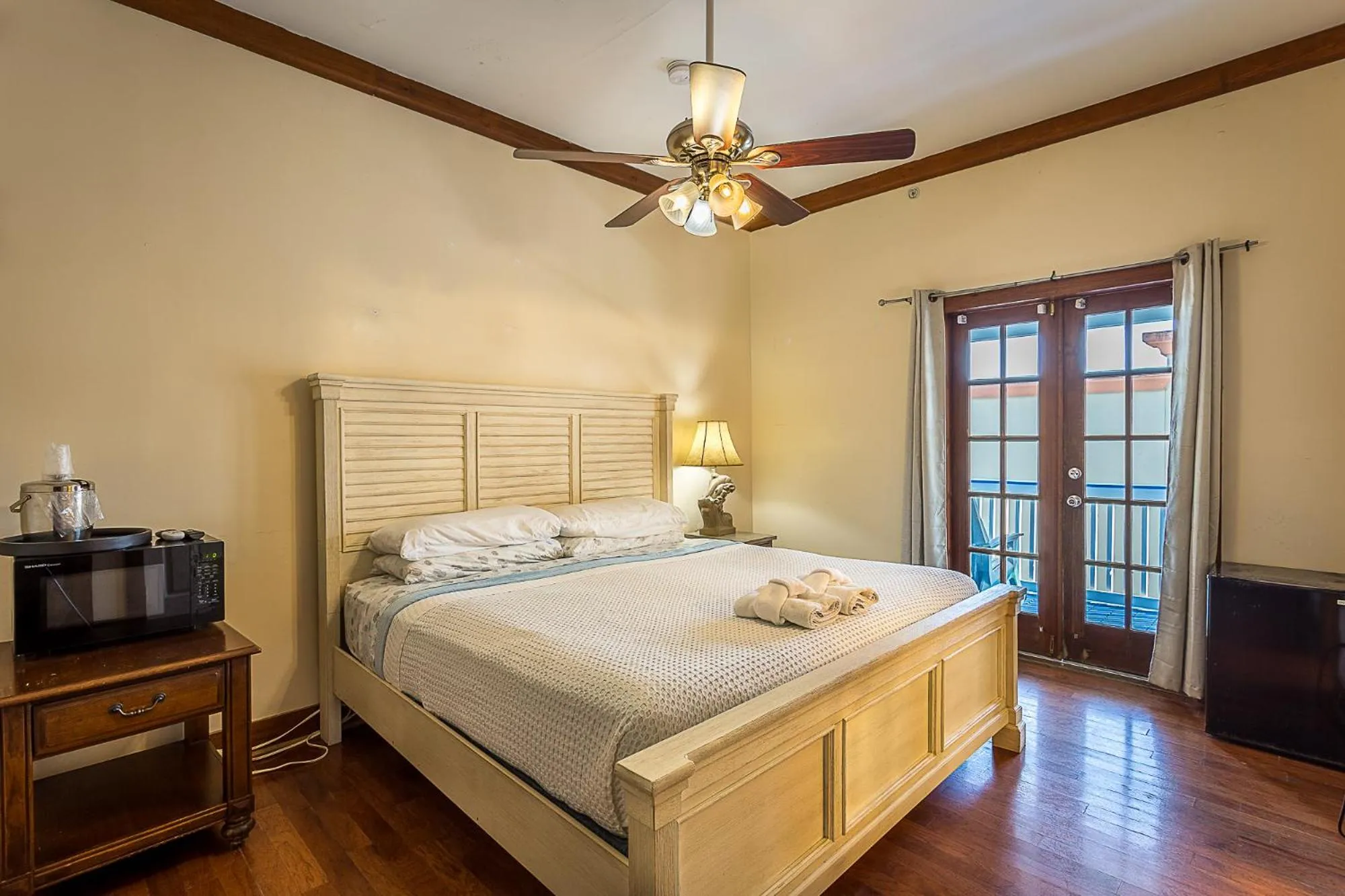 Bed in St George Inn