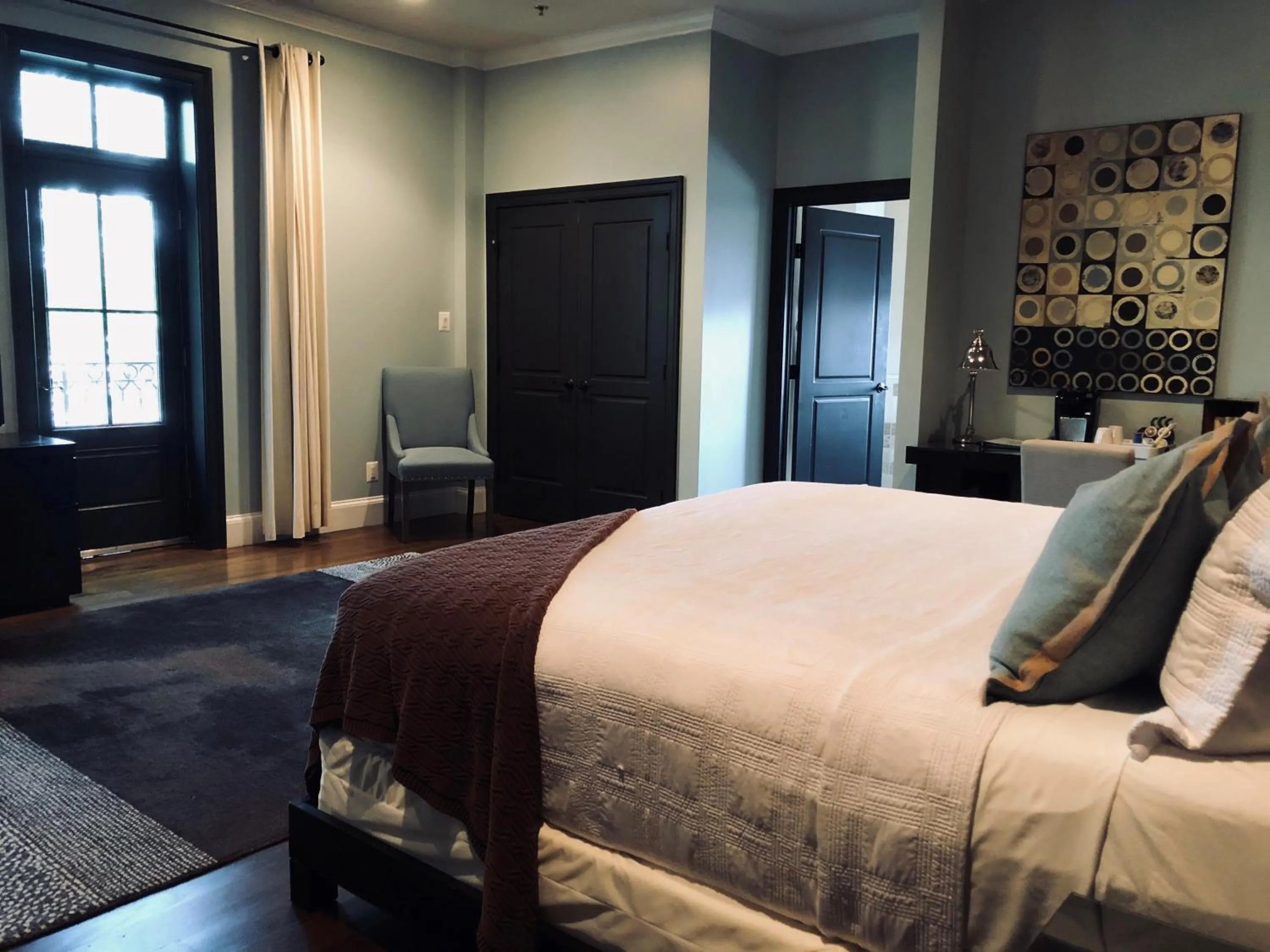 Bed in Suites at 249