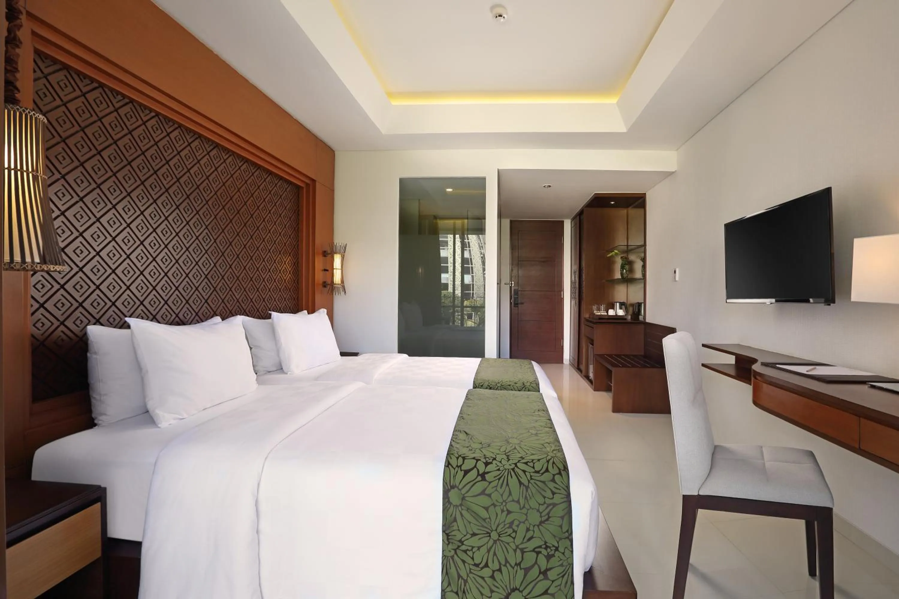 Bed in Golden Tulip Jineng Resort Bali