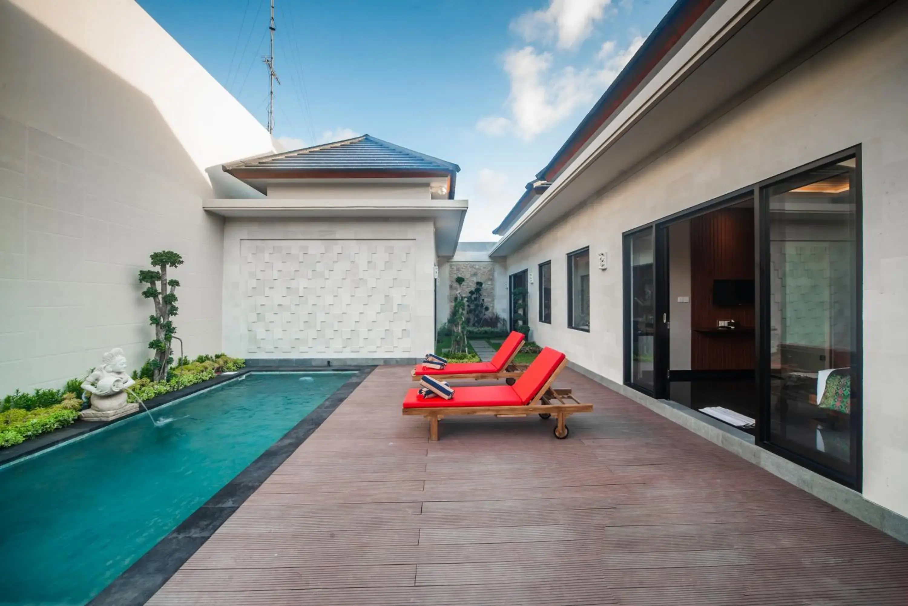 Swimming pool in Gaing Mas Jimbaran Villas by Gaing Mas Group Swimming pool in Gaing Mas Jimbaran Villas by Gaing Mas Group
