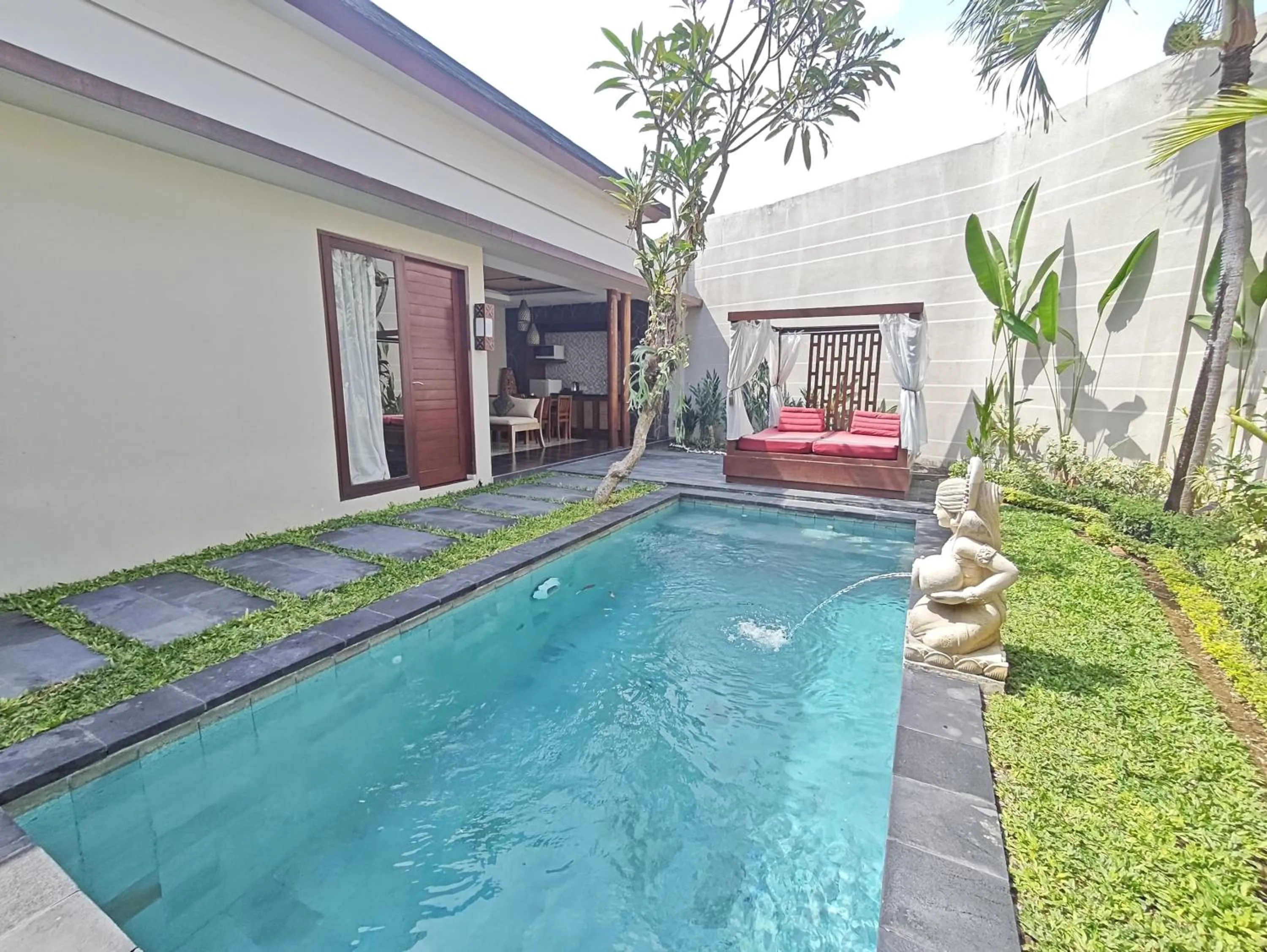 Swimming pool in Gaing Mas Jimbaran Villas by Gaing Mas Group