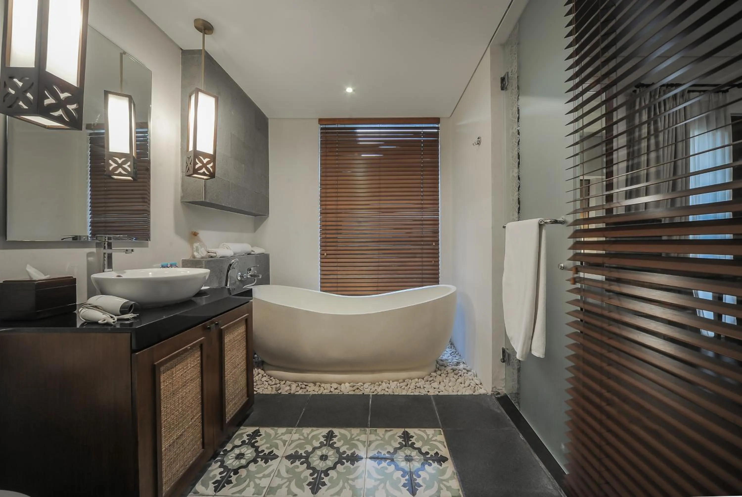Bathroom in Gaing Mas Jimbaran Villas by Gaing Mas Group