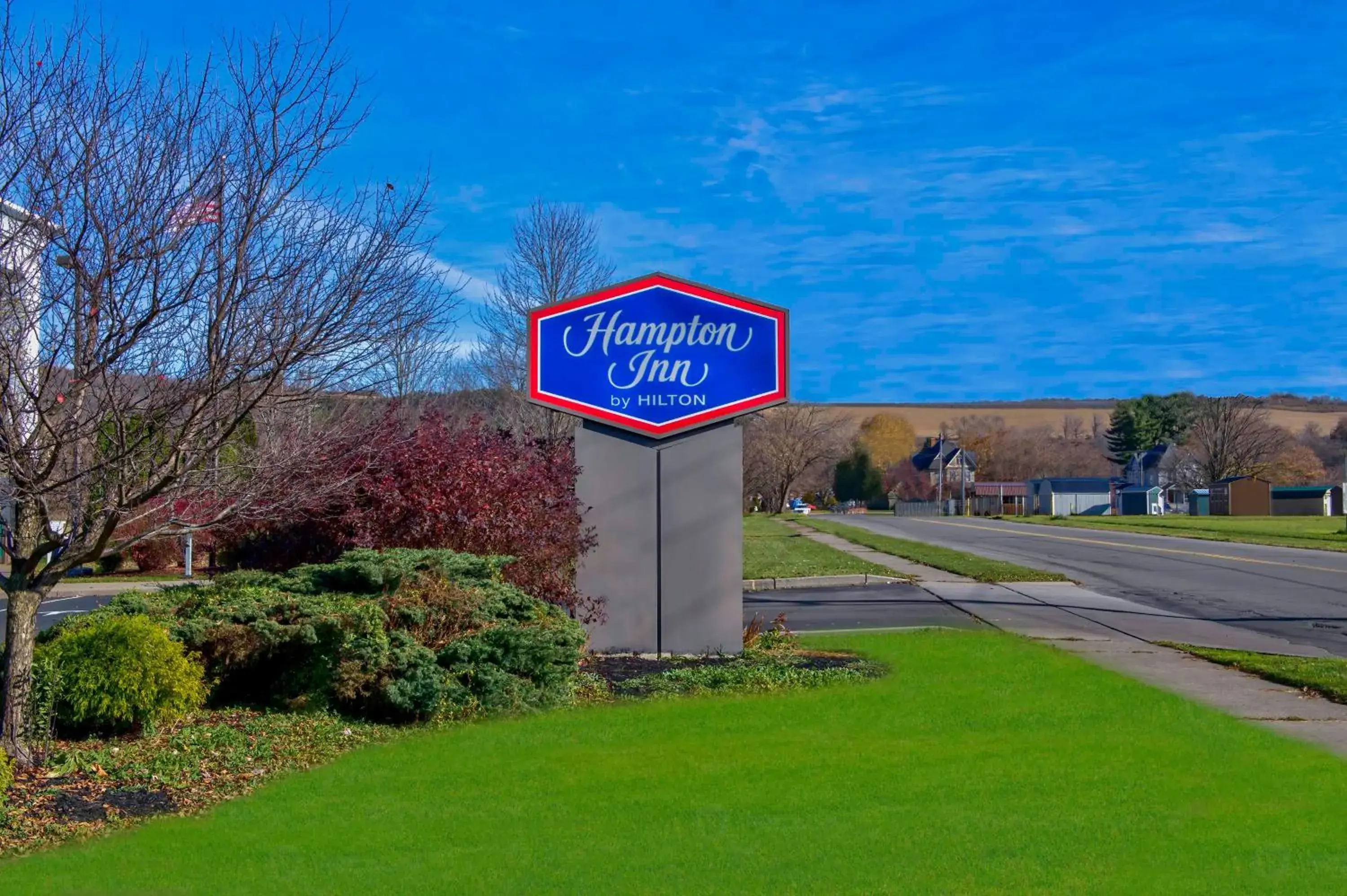 Property building in Hampton Inn Cortland Property building in Hampton Inn Cortland