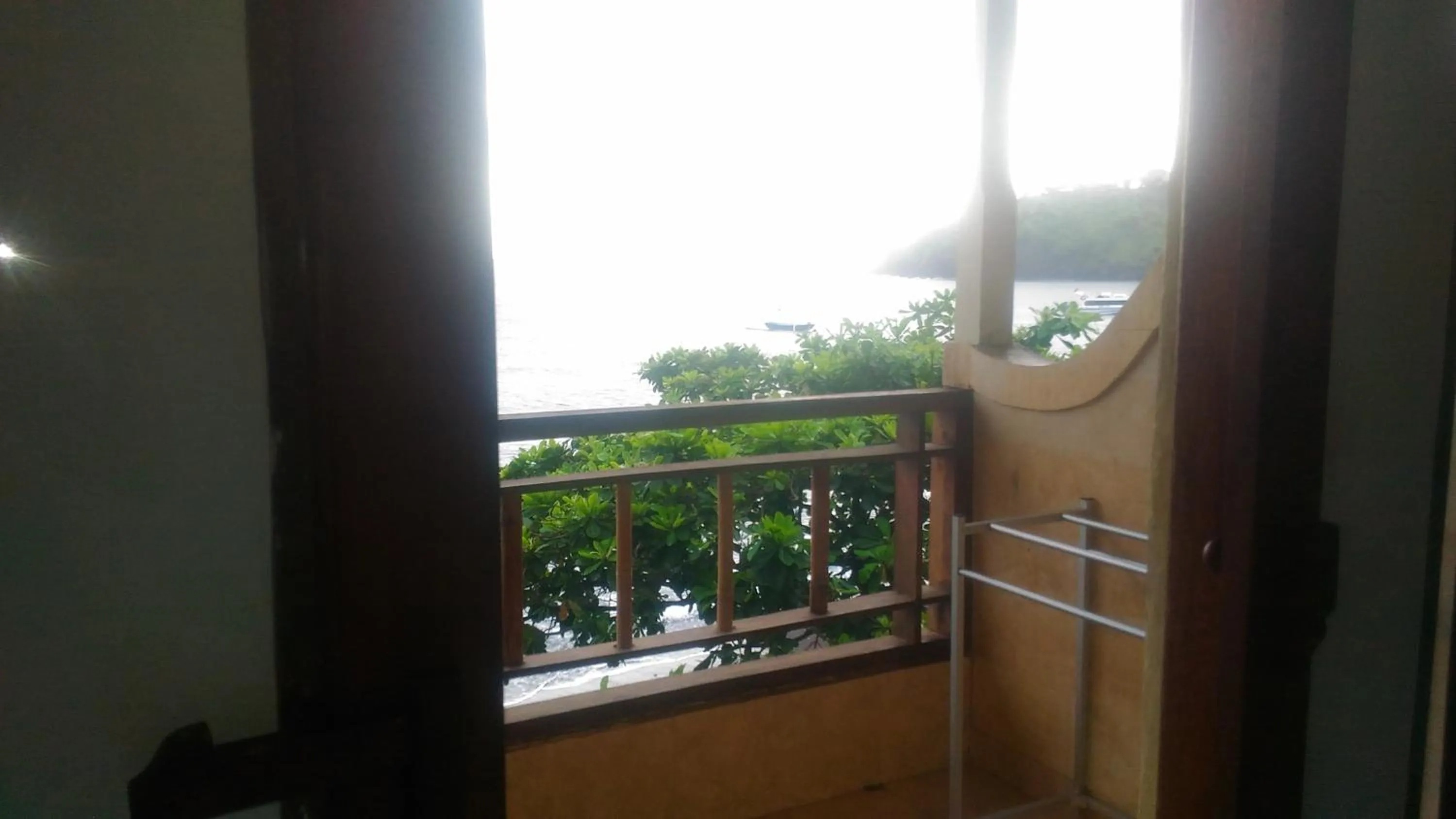Double Room with Sea View in Sunrise Cafe Bungalows
