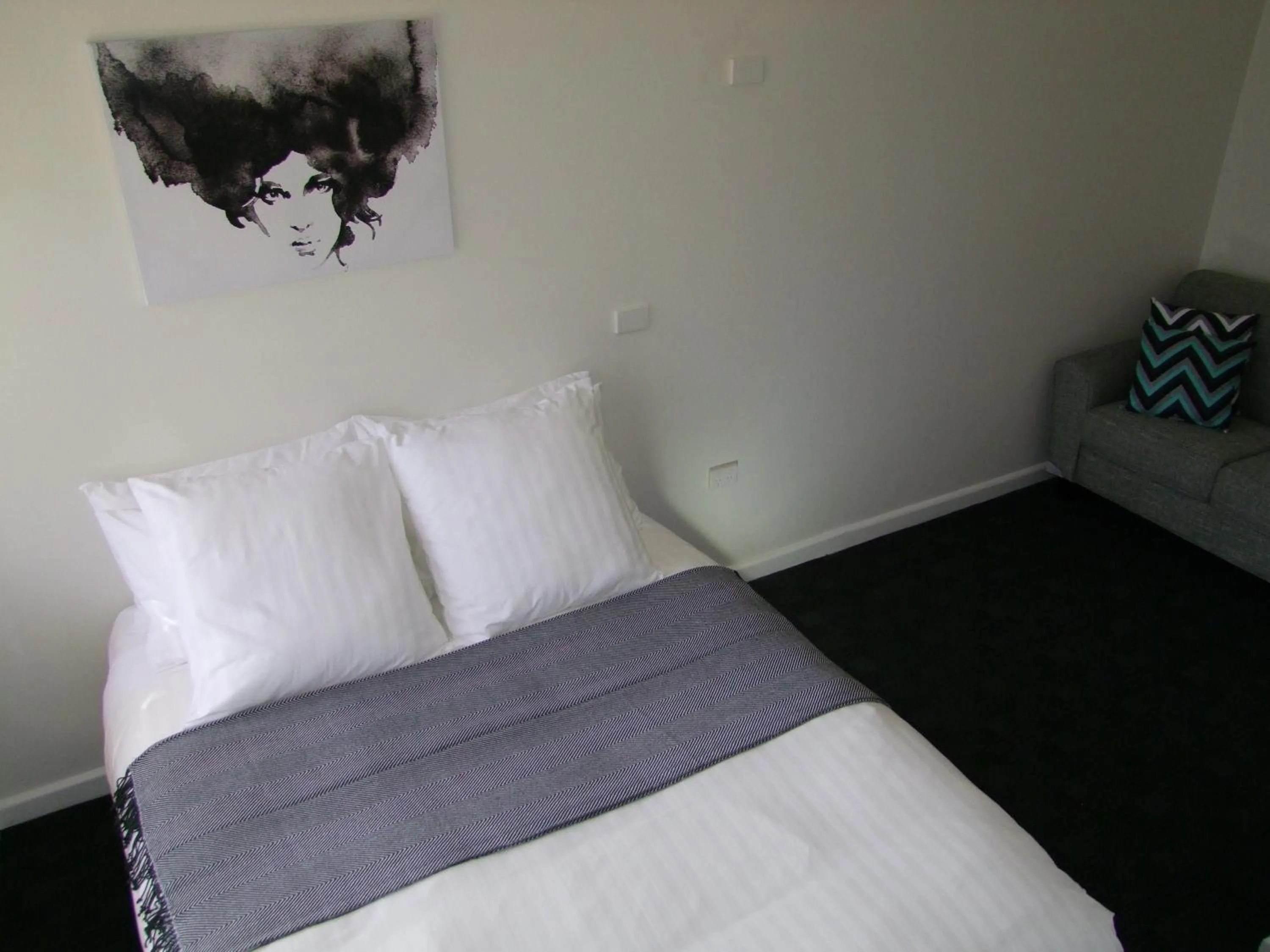 Photo of the whole room, Bed in Corryong Hotel Motel