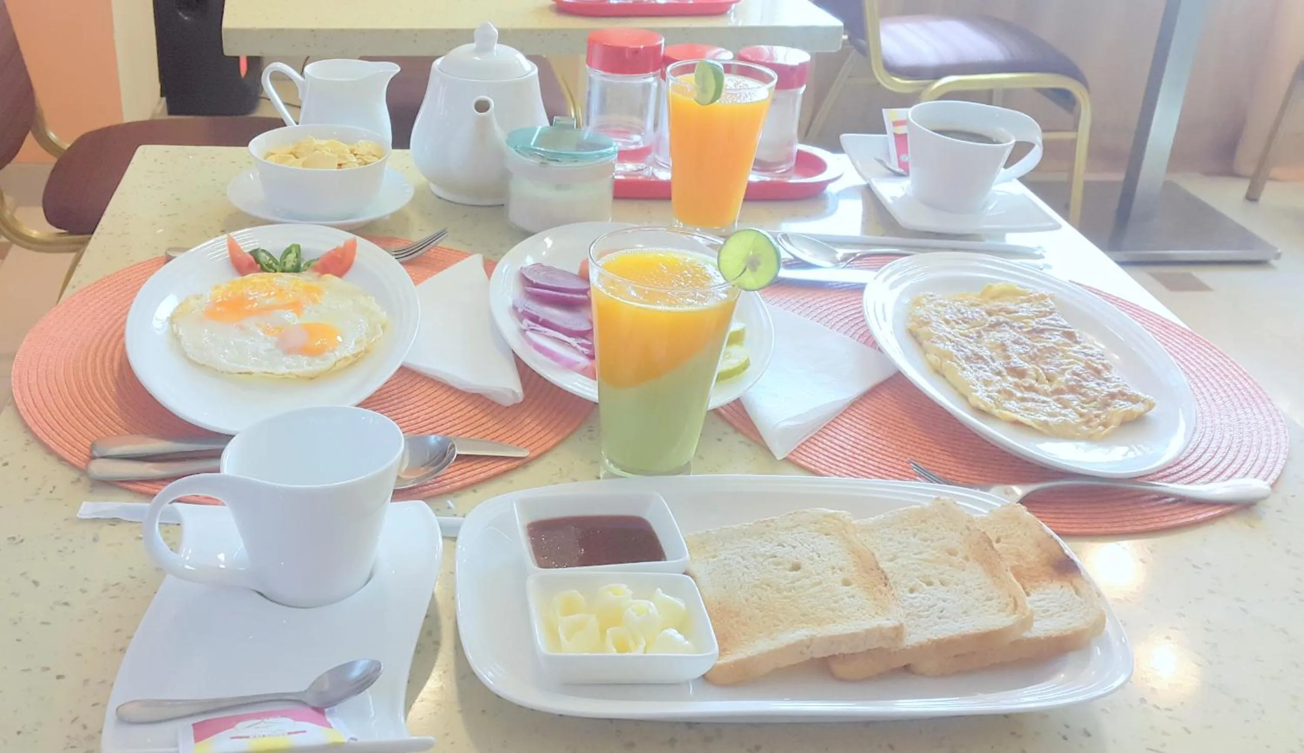 American breakfast in C Fun Addis Hotel