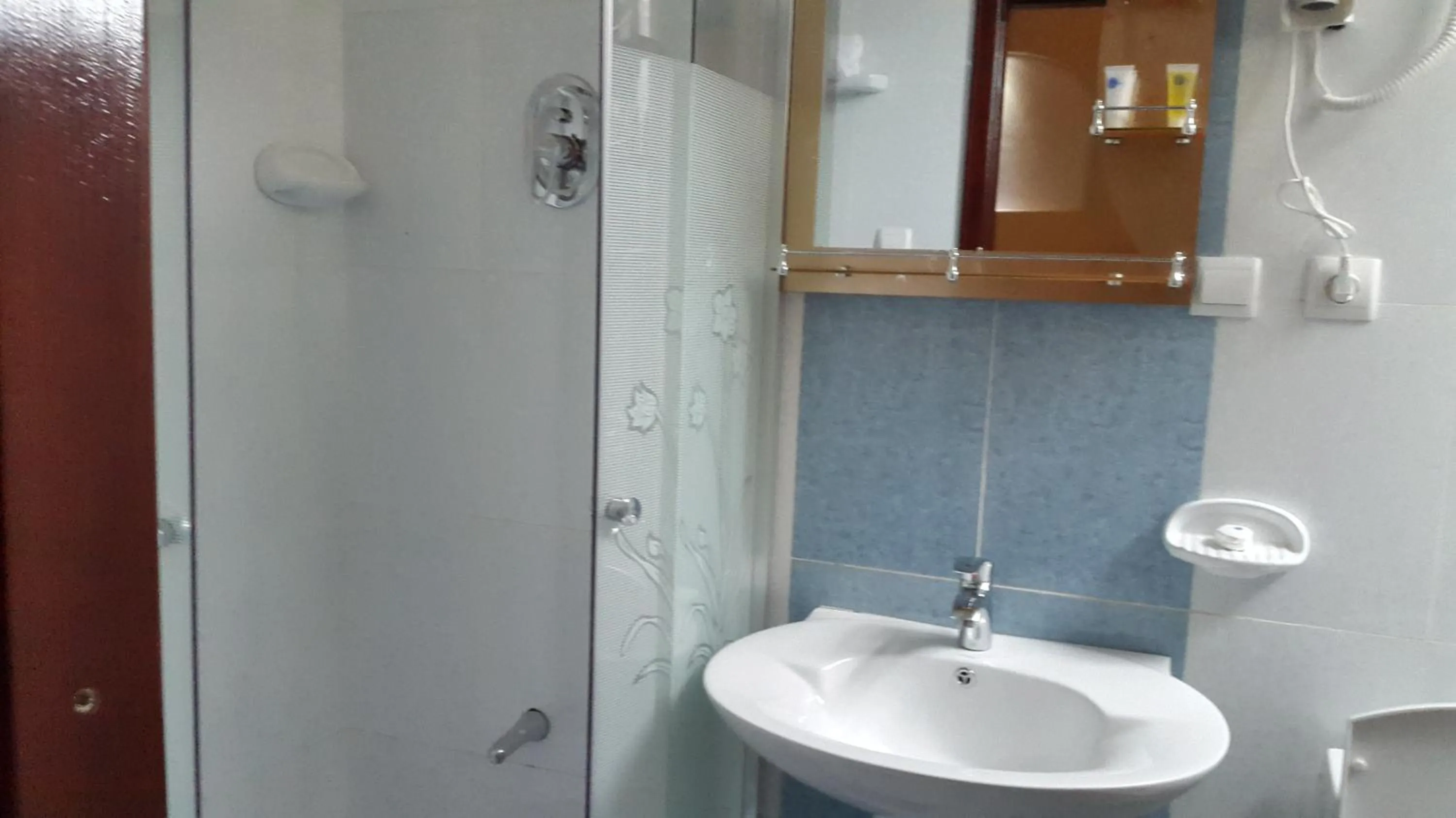 Bathroom in C Fun Addis Hotel