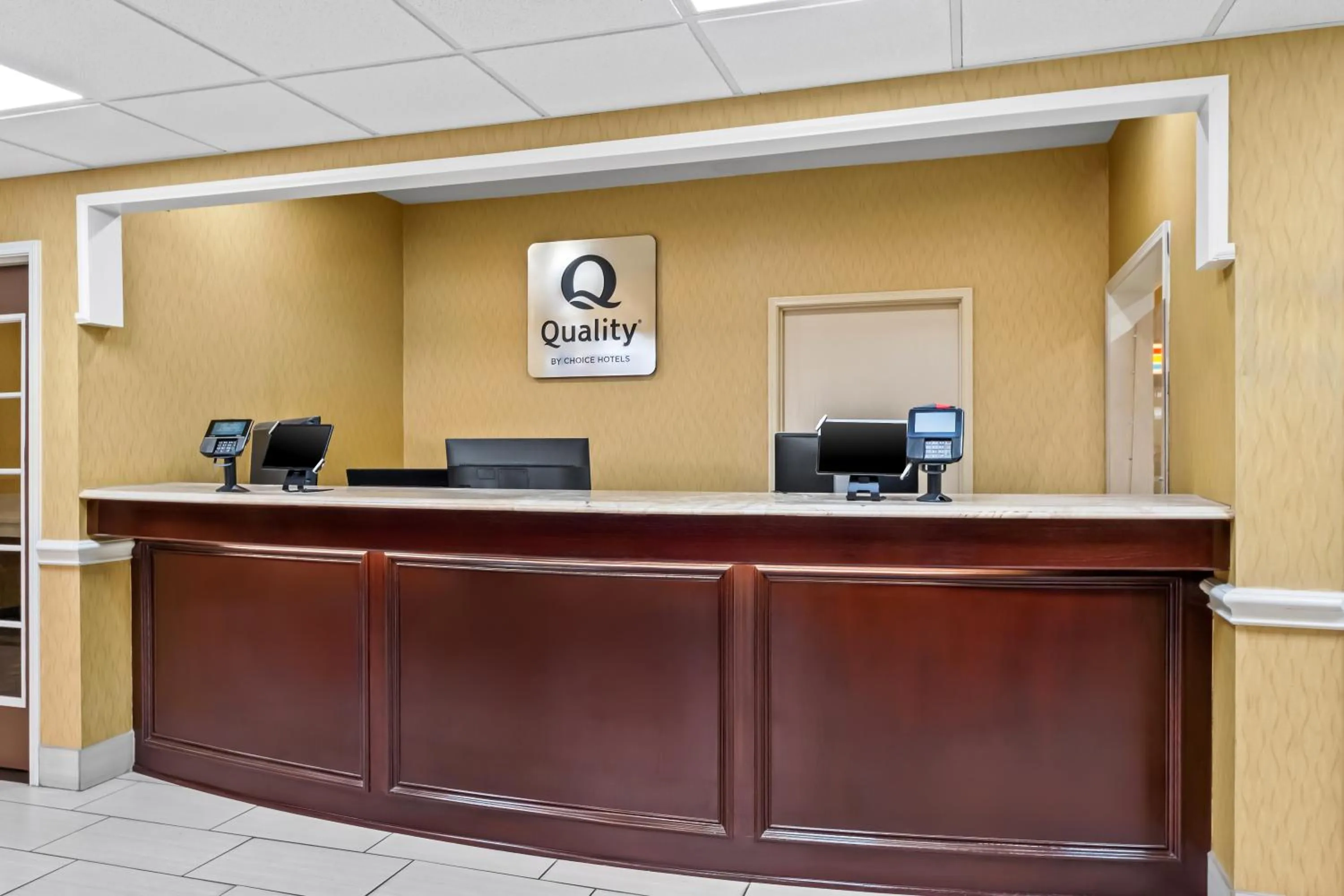 Lobby or reception in Quality Inn & Suites San Antonio Airport - Stone Oak