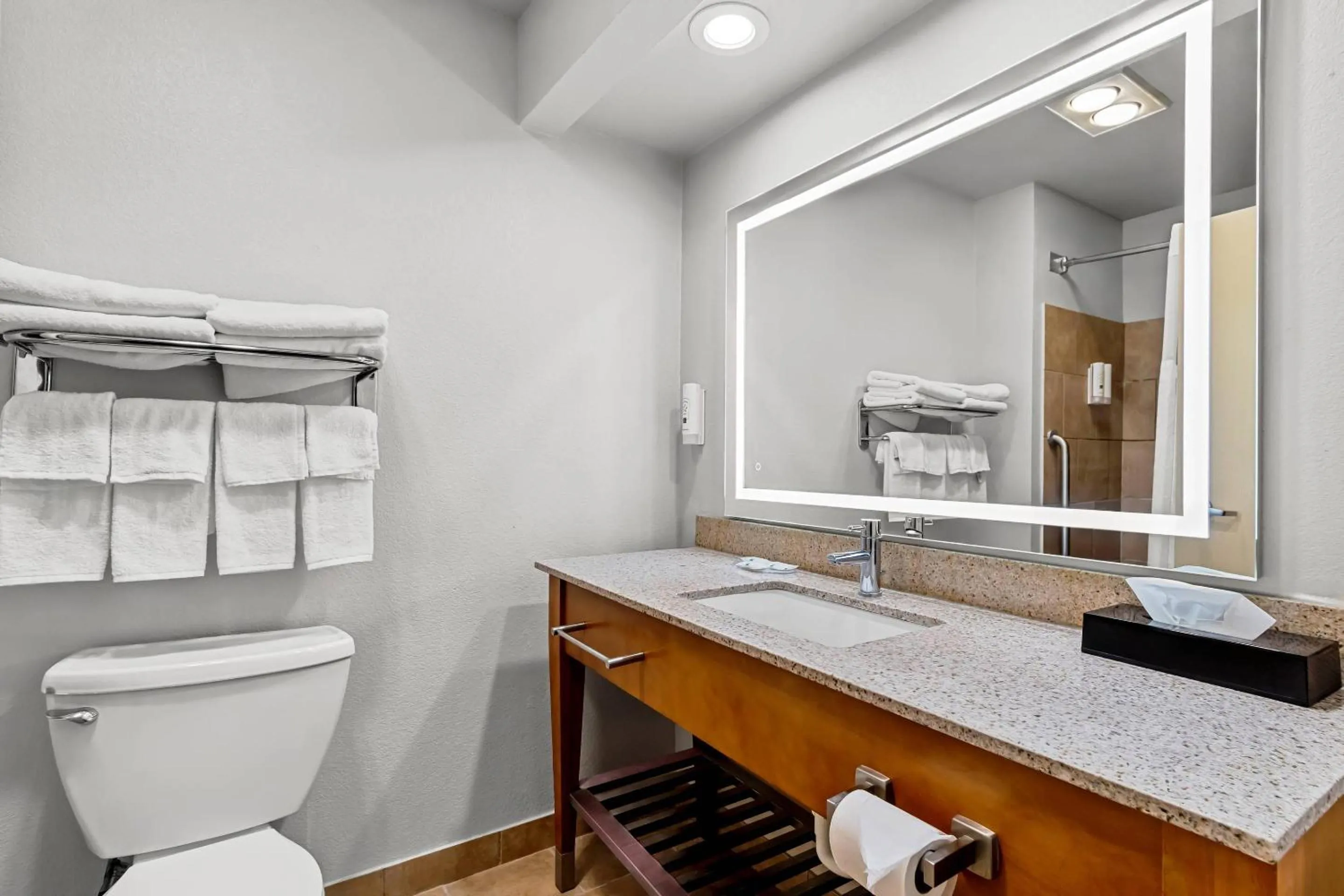 Bedroom in Quality Inn & Suites San Antonio Airport - Stone Oak