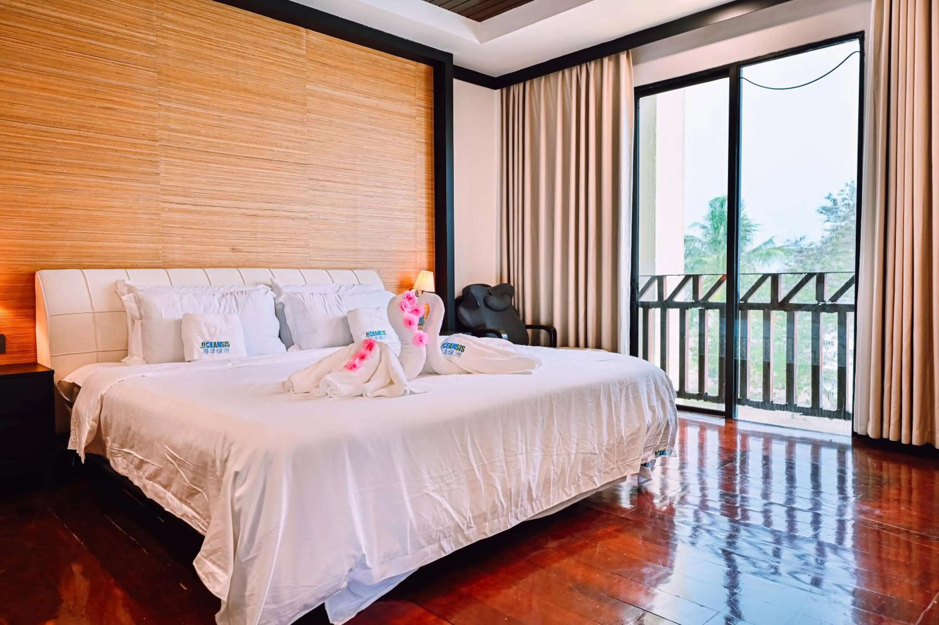 Bedroom, Bed in Sabah Beach Villas & Suites