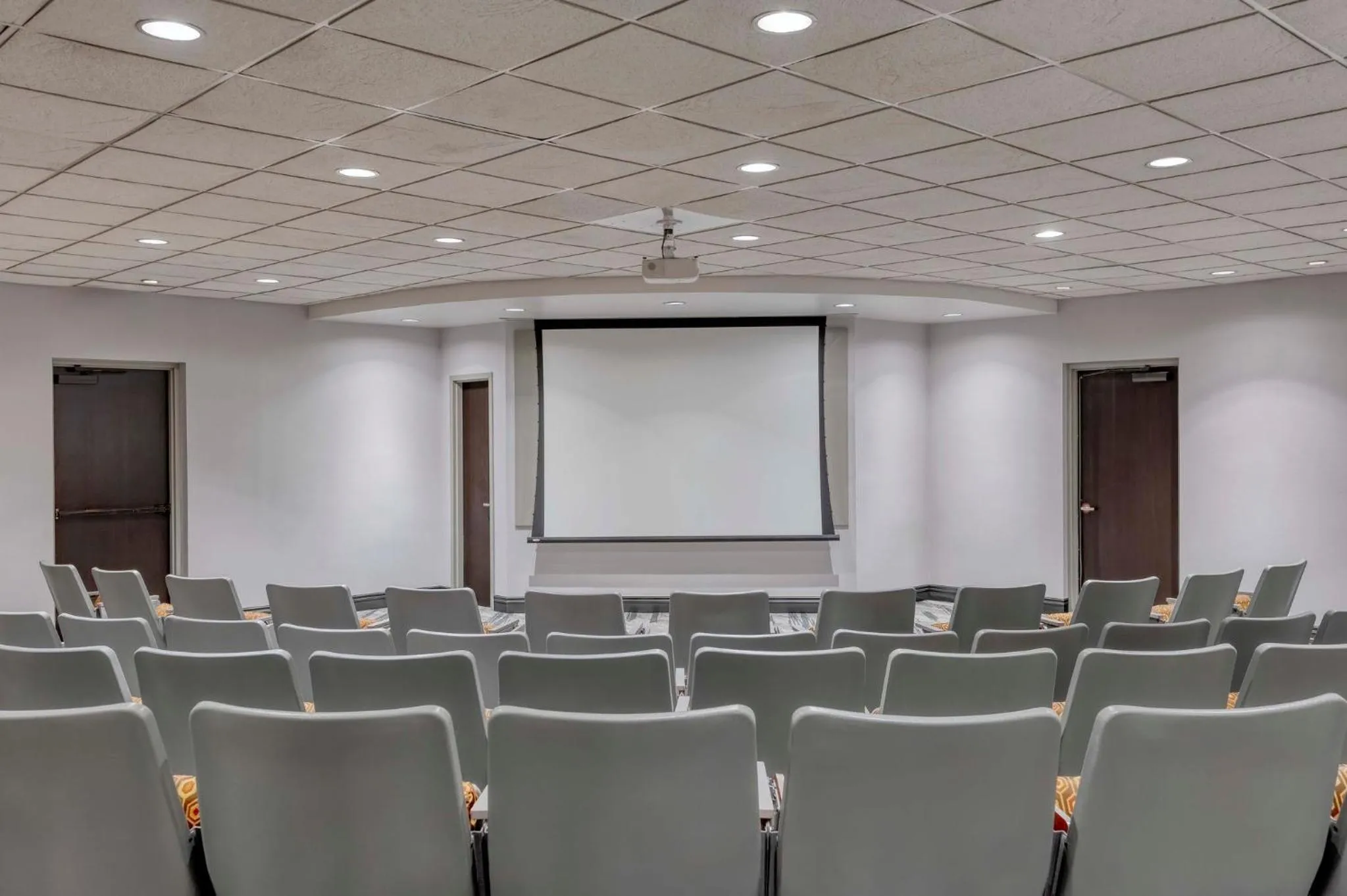 Meeting/conference room in Crowne Plaza Indianapolis-Airport by IHG