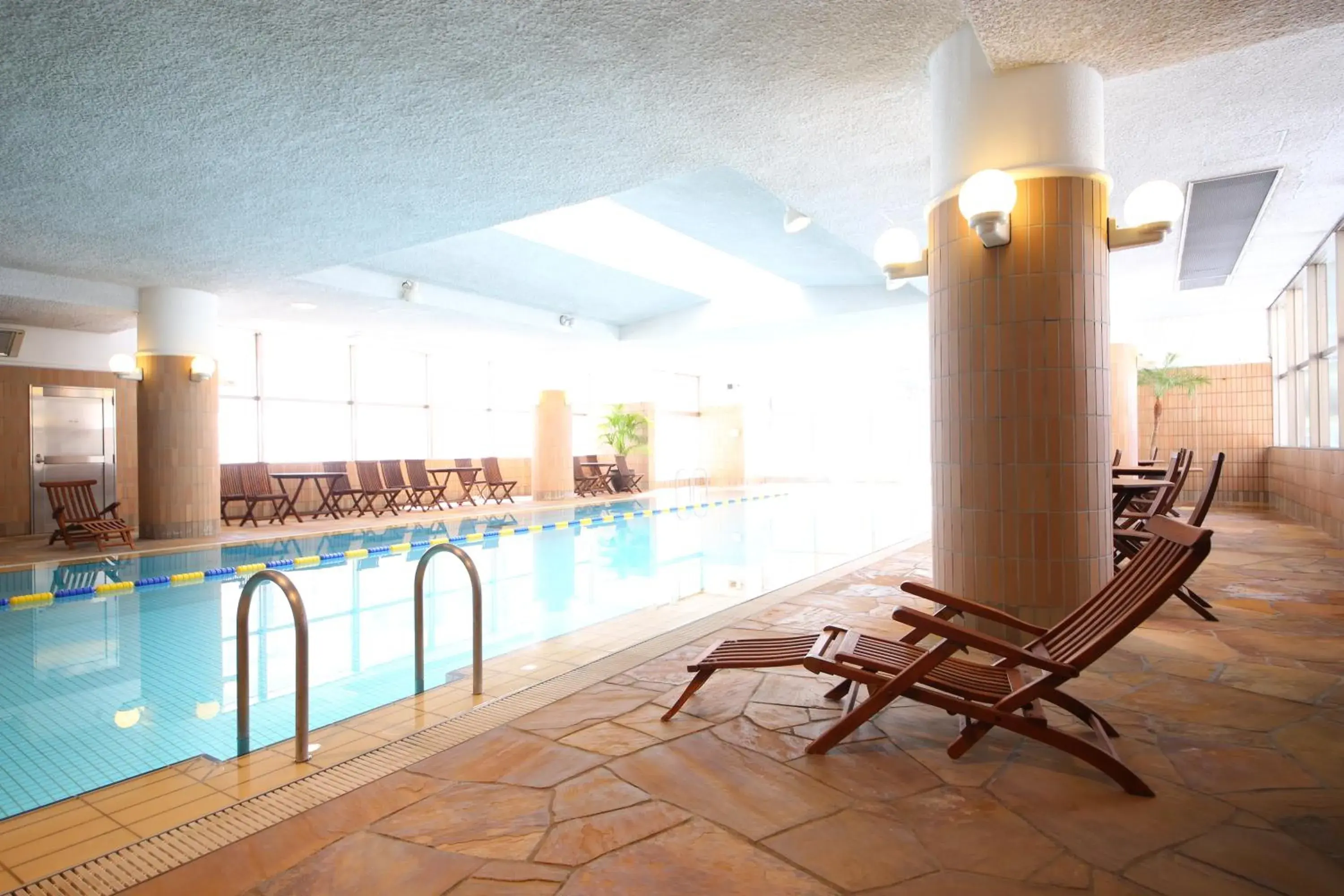 Swimming pool in Tateshina Tokyu Hotel Swimming pool in Tateshina Tokyu Hotel