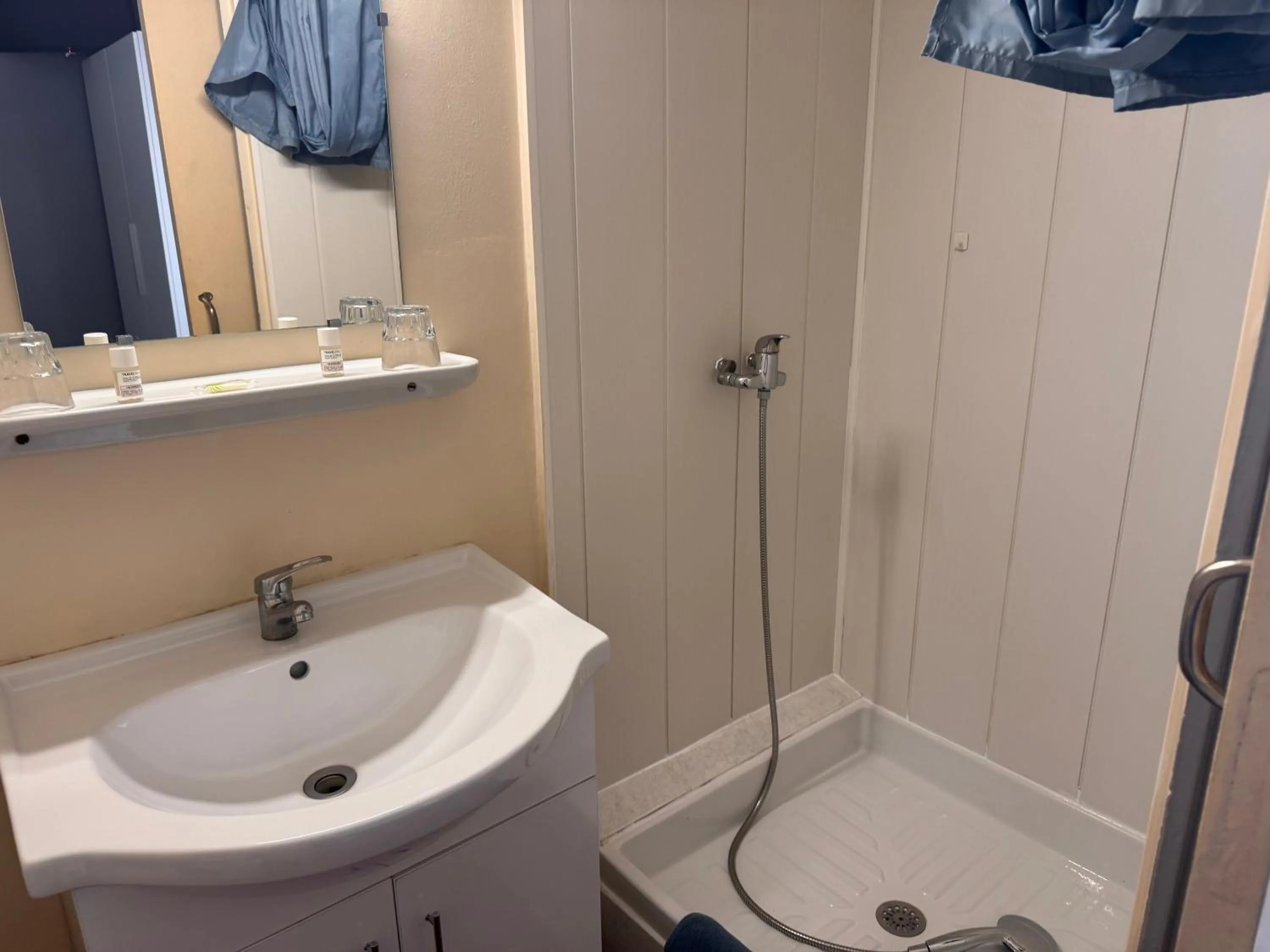 Bathroom in Le Chemin Neuf