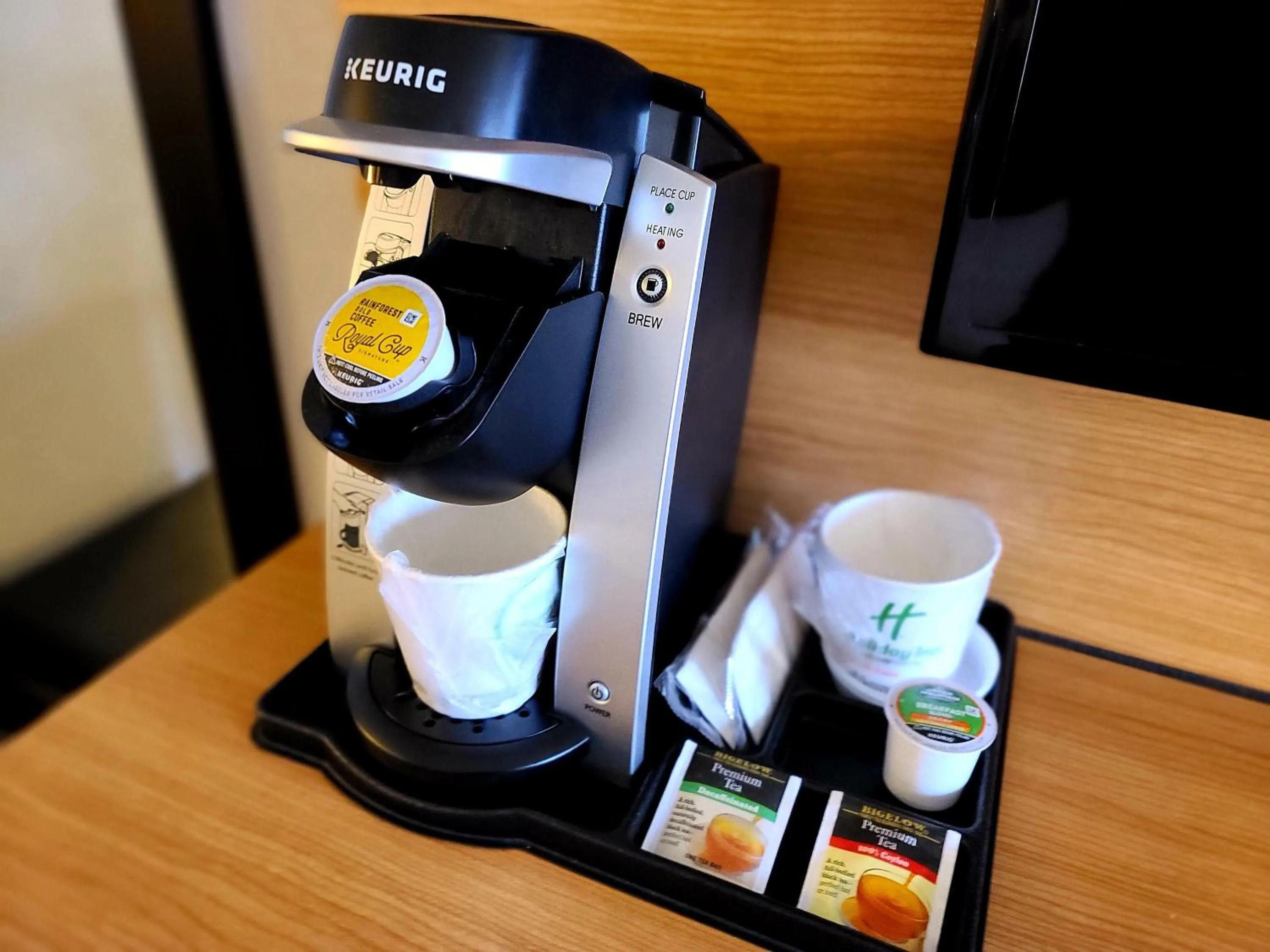 Photo of the whole room in Holiday Inn Hotel & Suites Bloomington Airport by IHG