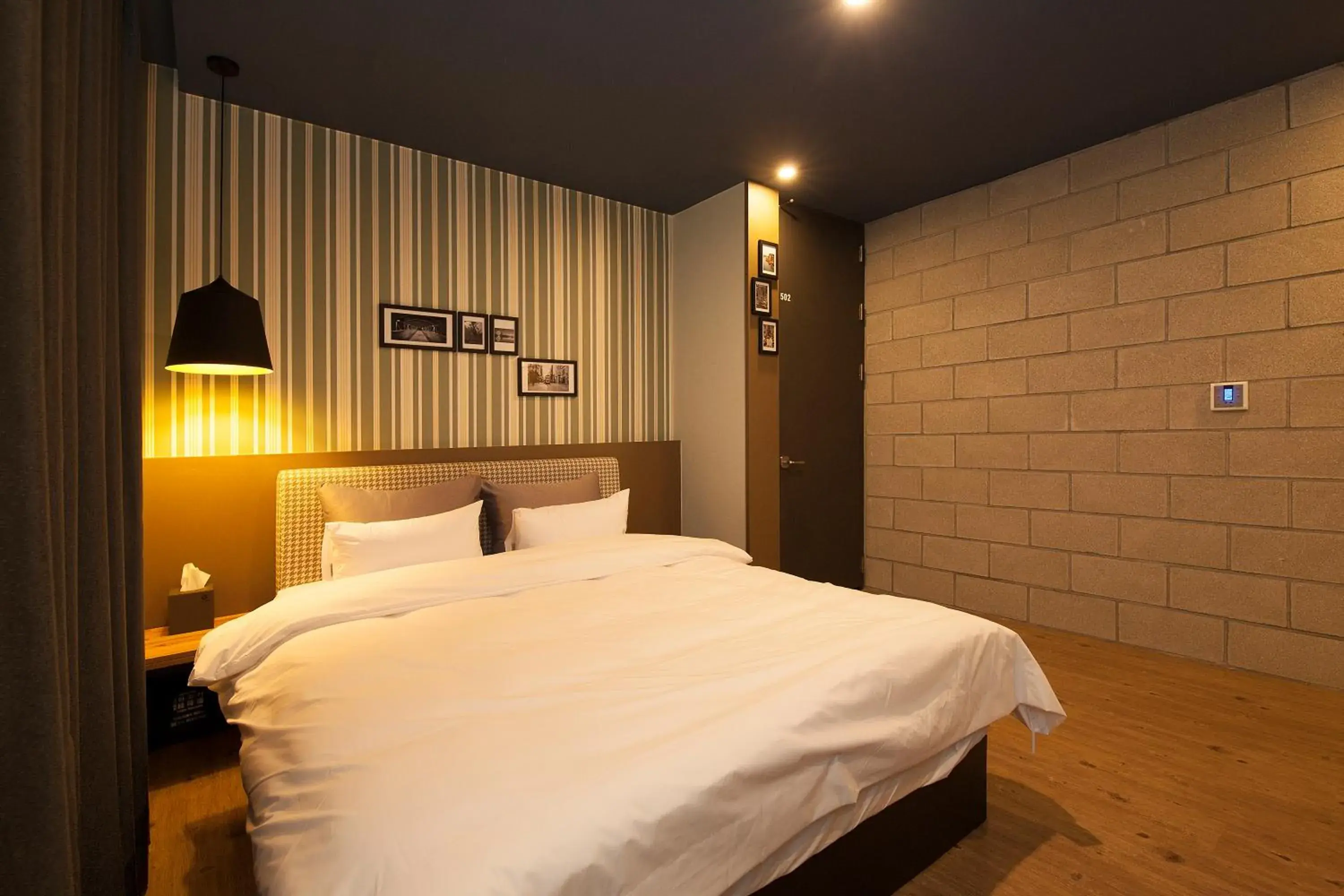 Standard Double Room in Hotel Gray Standard Double Room in Hotel Gray