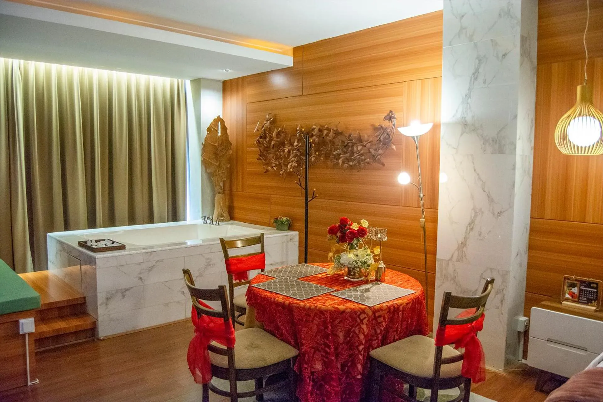 Area and facilities, Bed in Royal Asnof Hotel Pekanbaru