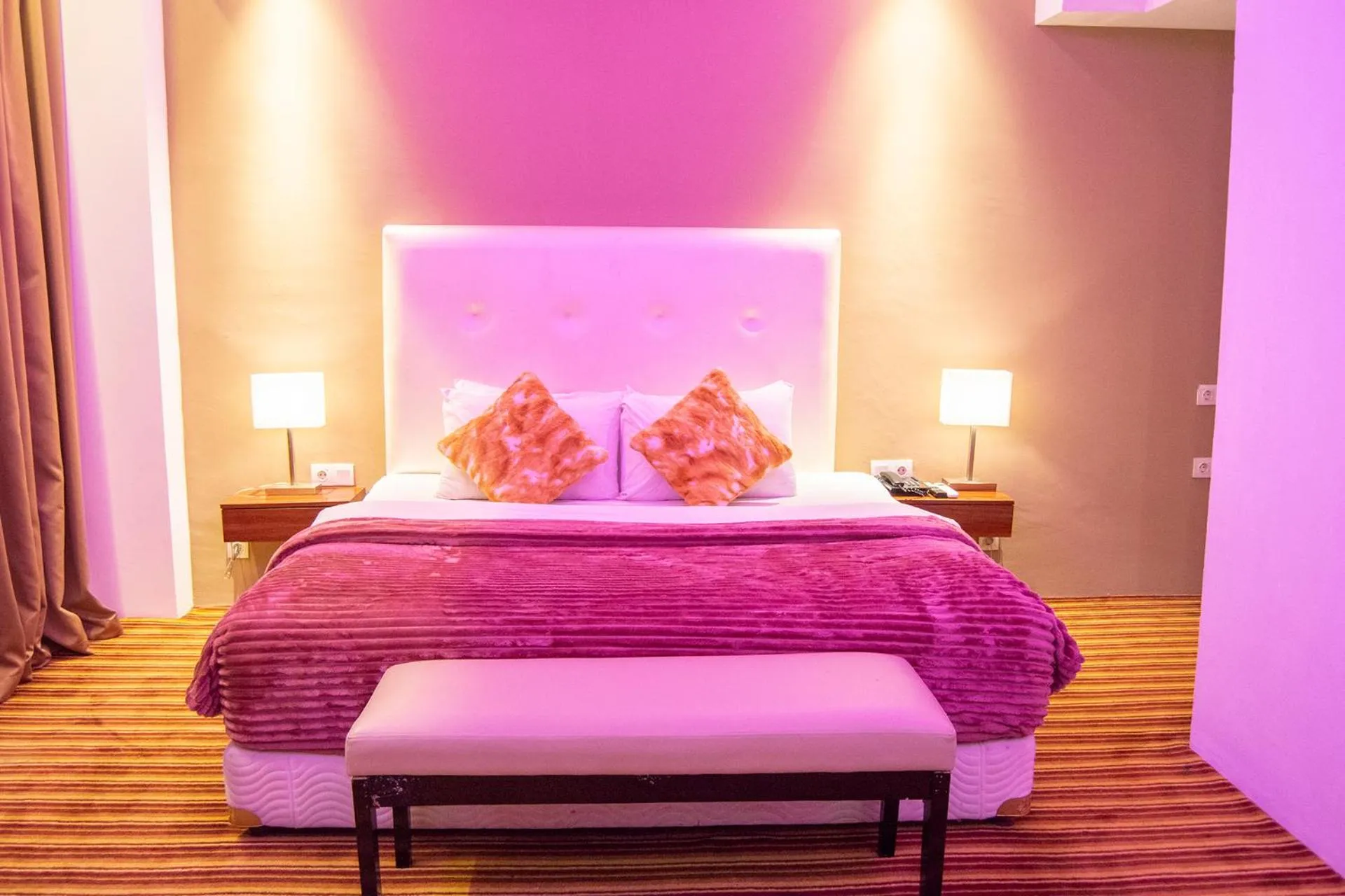 Bedroom, Bed in Royal Asnof Hotel Pekanbaru