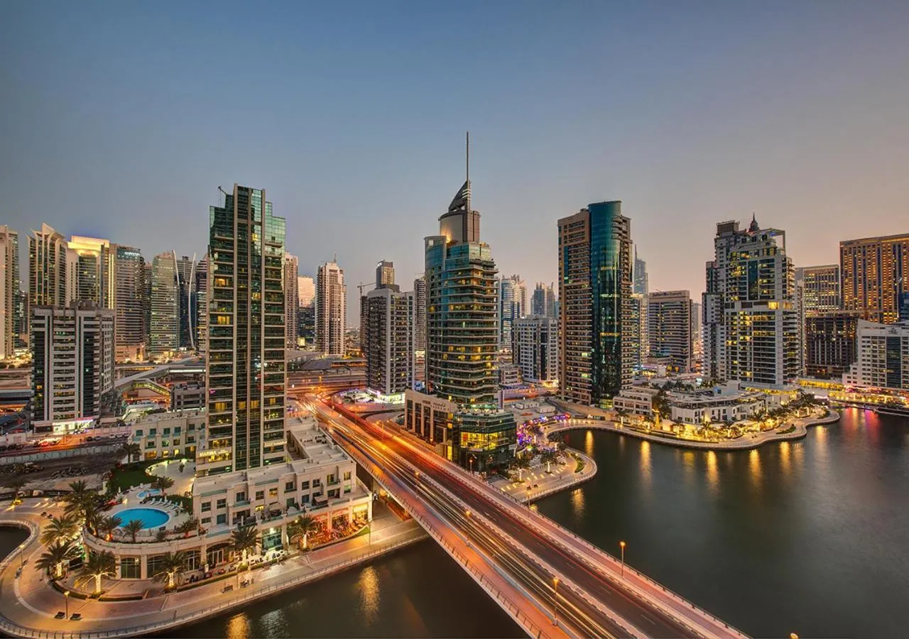 Landmark view in Marina Hotel Apartments