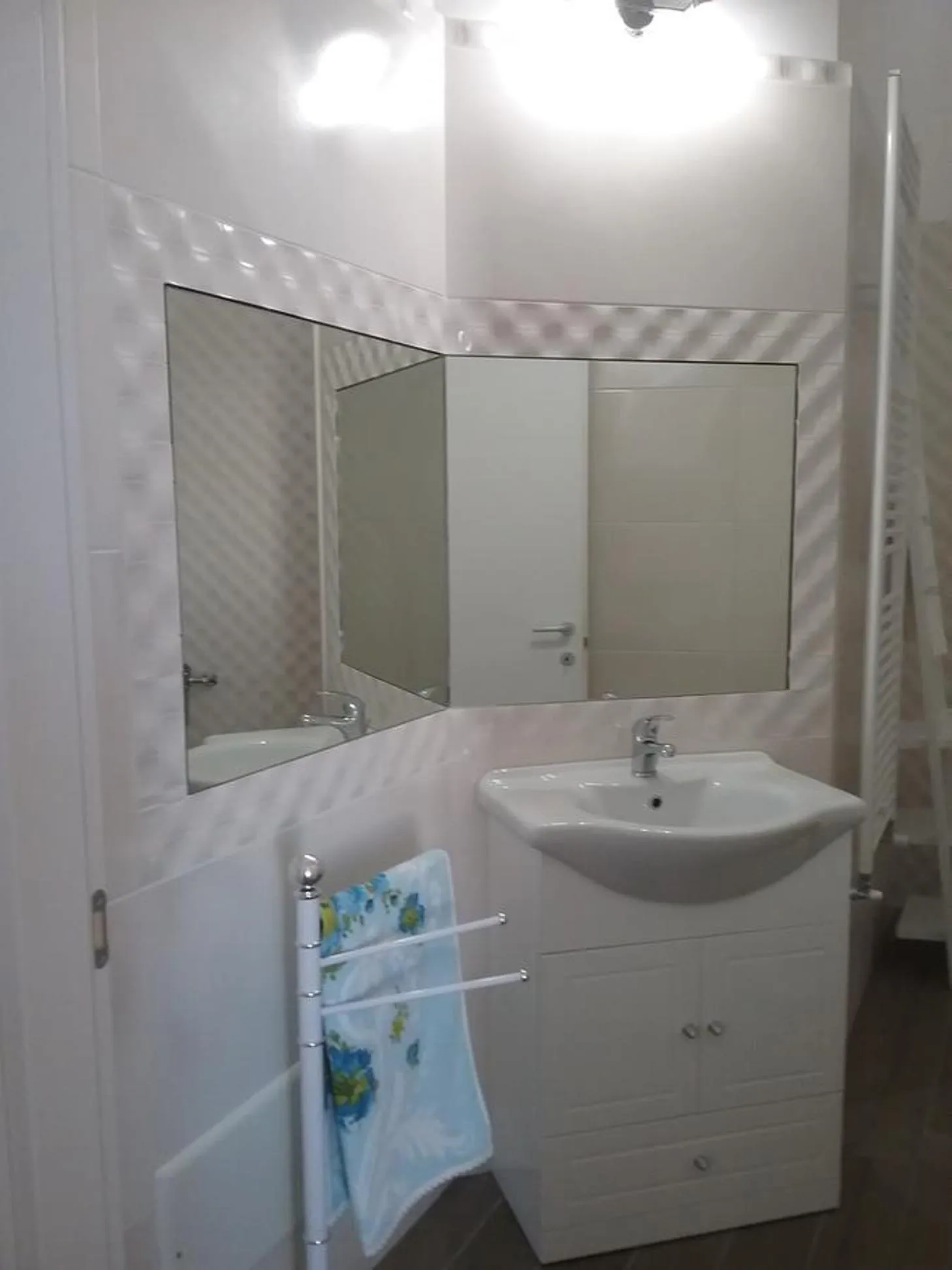 Bathroom in LI CURTI B&B